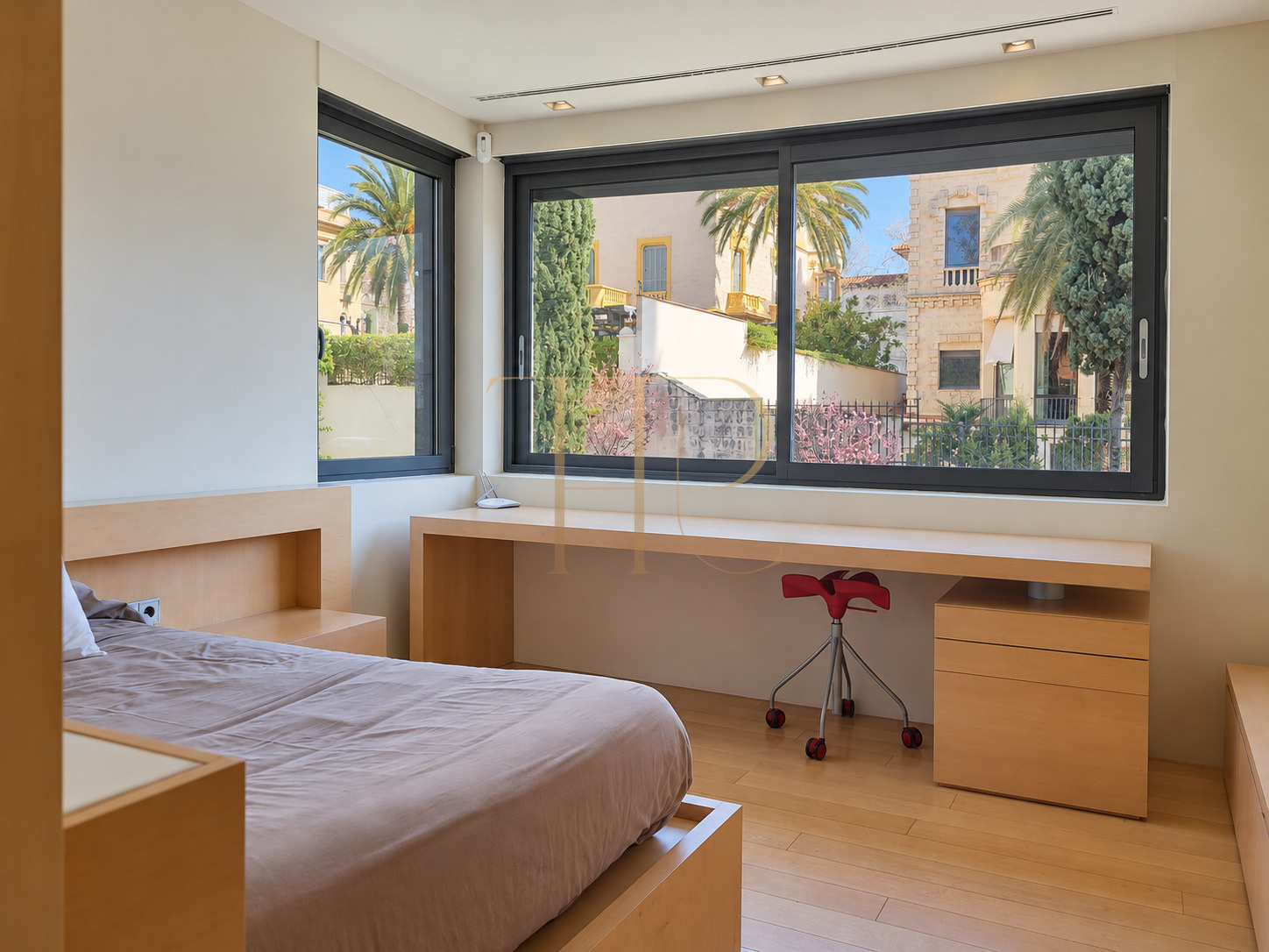Furnished house with pool to rent in Sant Gervasi