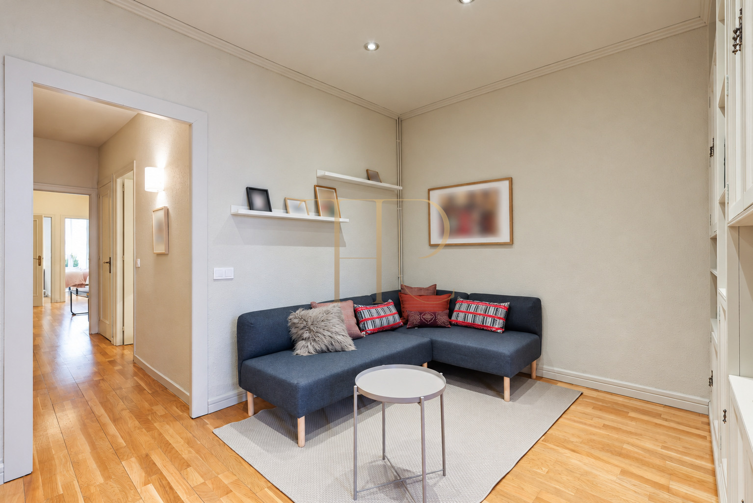 Four-bedroom apartment in the Eixample · Rented