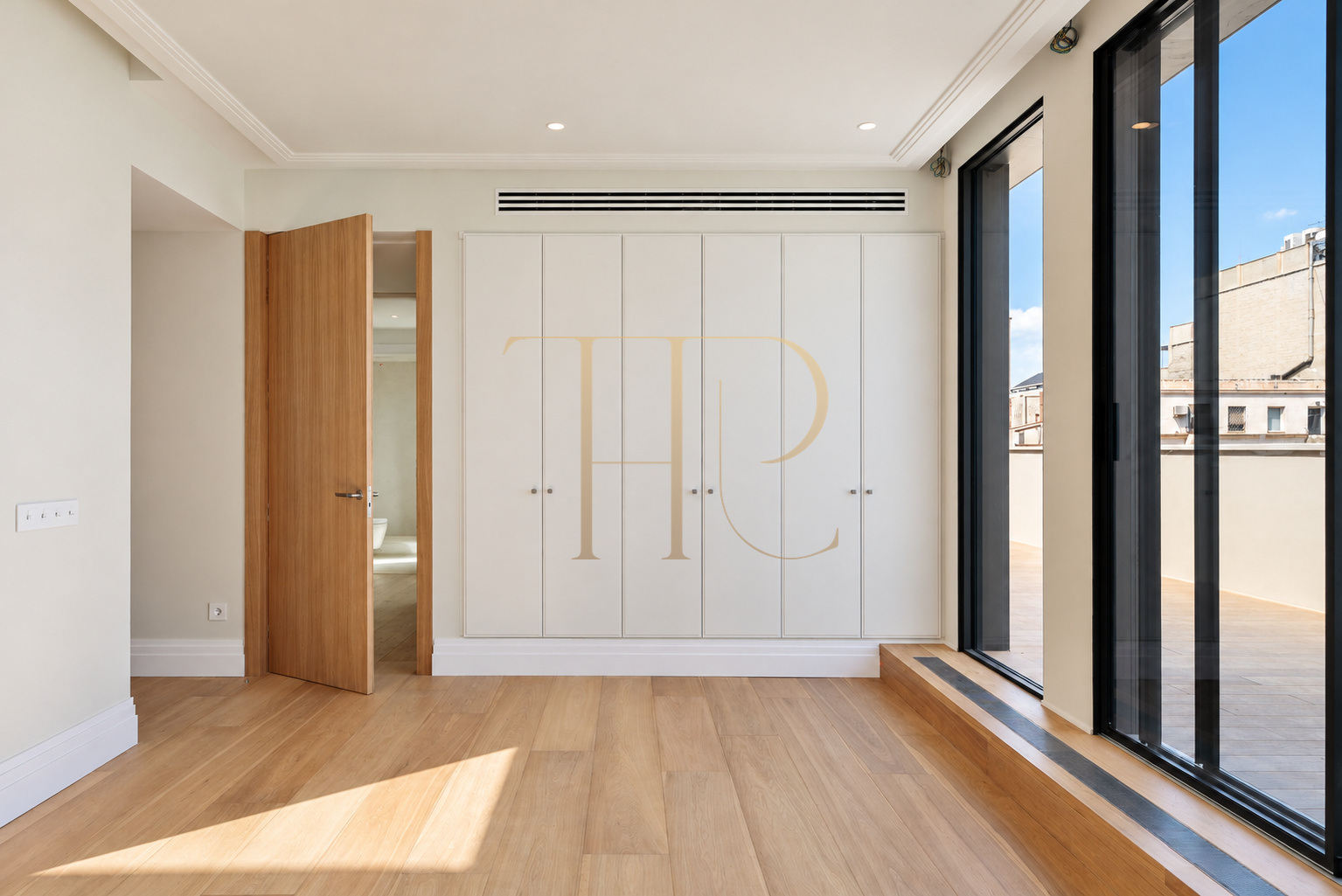 Duplex penthouse with terraces on Rambla de Catalunya