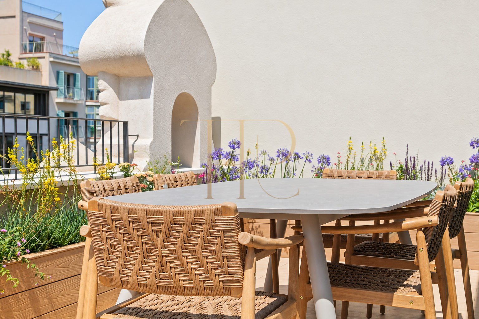 Duplex penthouse with terraces on Rambla de Catalunya