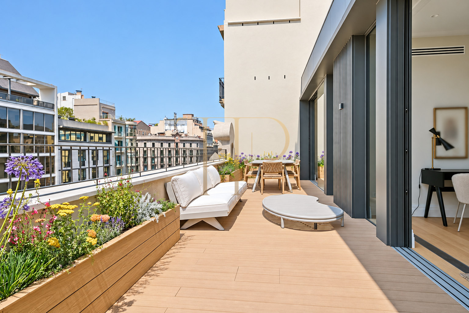 Duplex penthouse with terraces on Rambla de Catalunya
