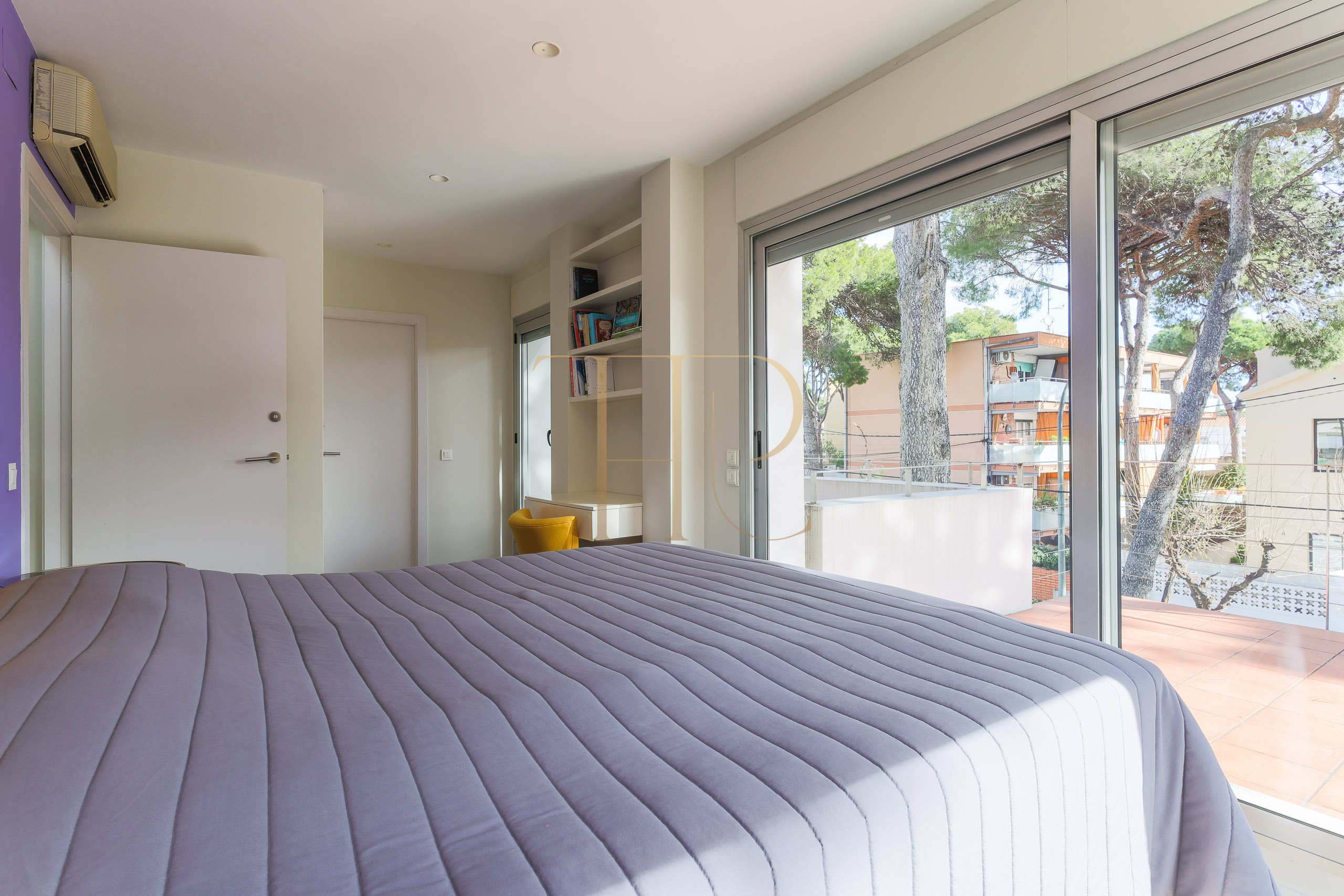 Villa with pool sold in La Pineda, Castelldefels