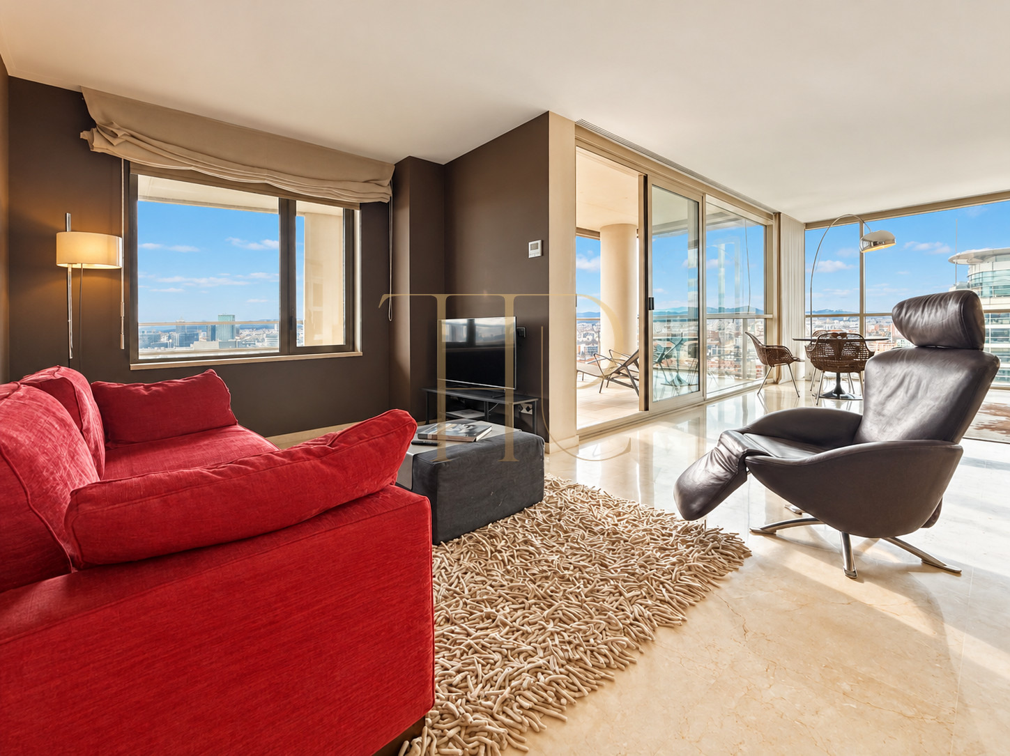 Penthouse to rent in Diagonal Mar with terrace and views