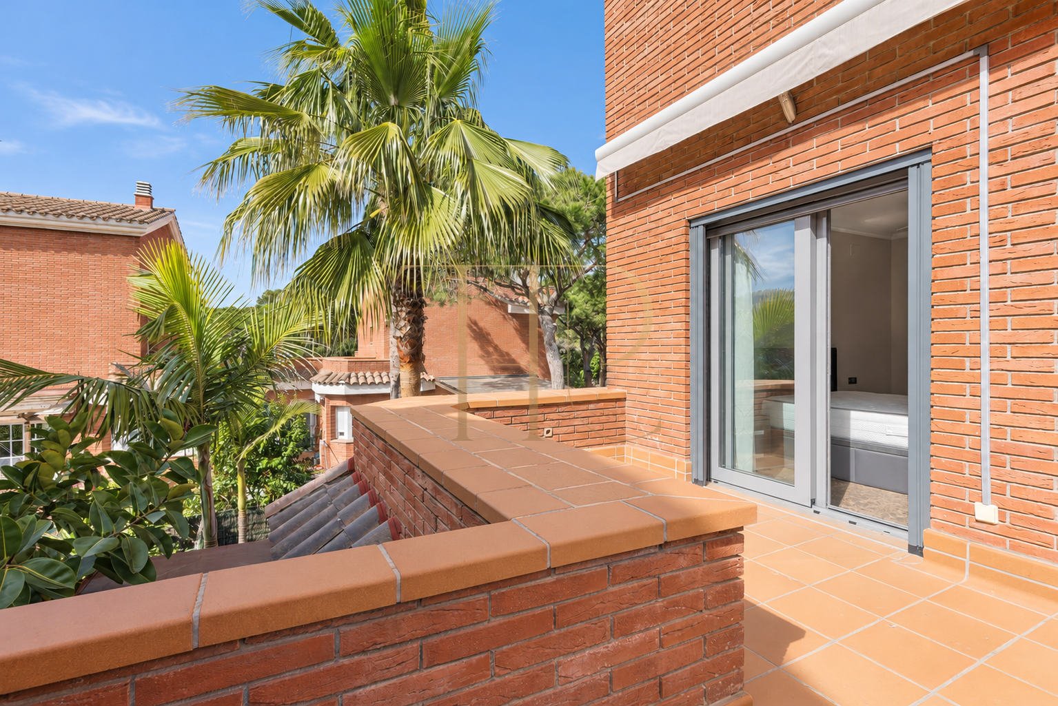 Villa in Gavà Mar — second line to the sea with private garden, pool and privacy