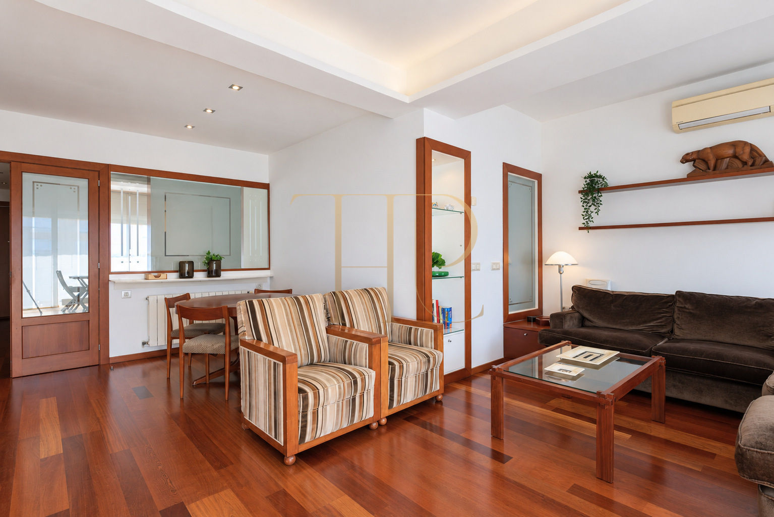 Apartment for sale in Eixample, Barcelona, with balcony