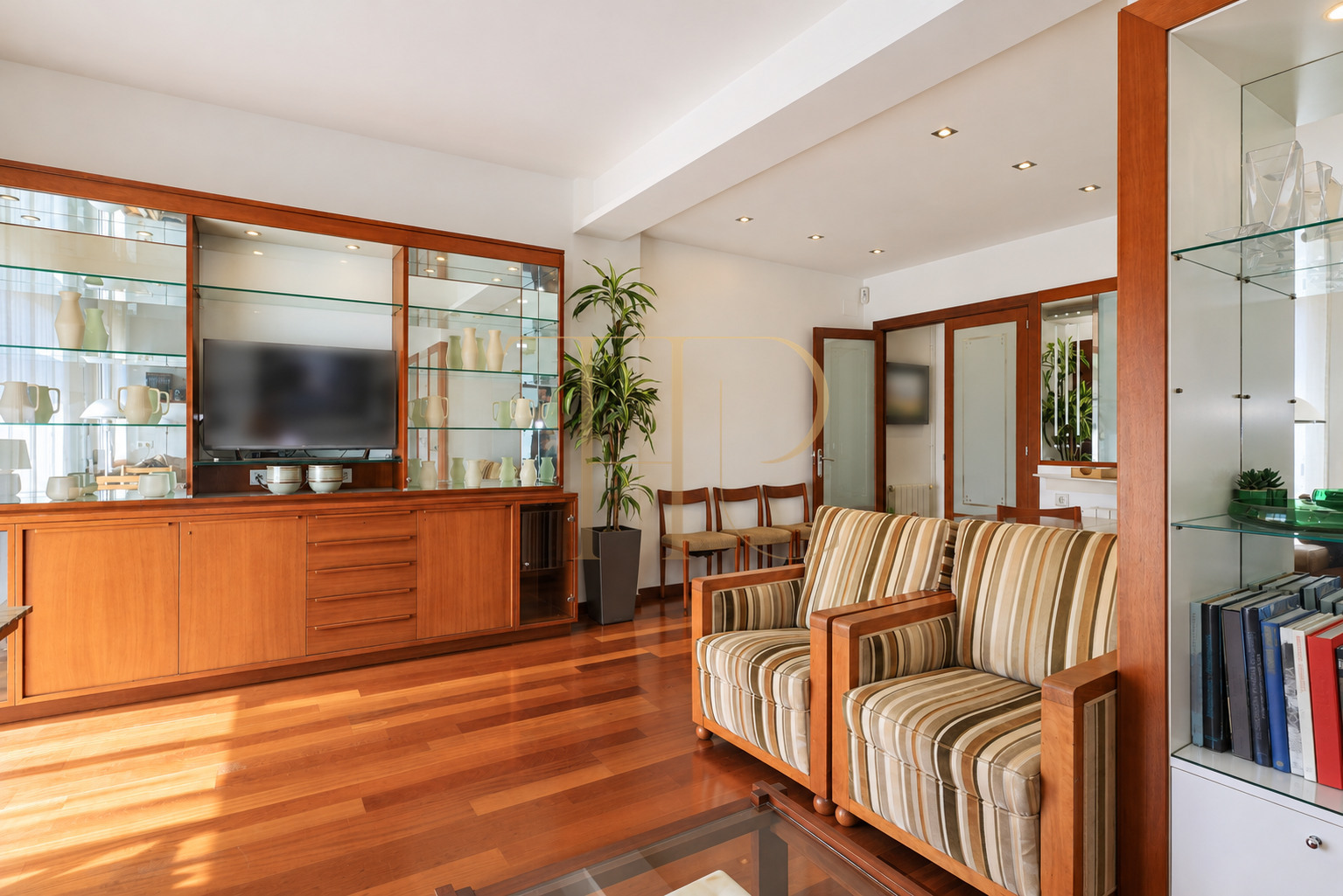 Apartment for sale in Eixample, Barcelona, with balcony