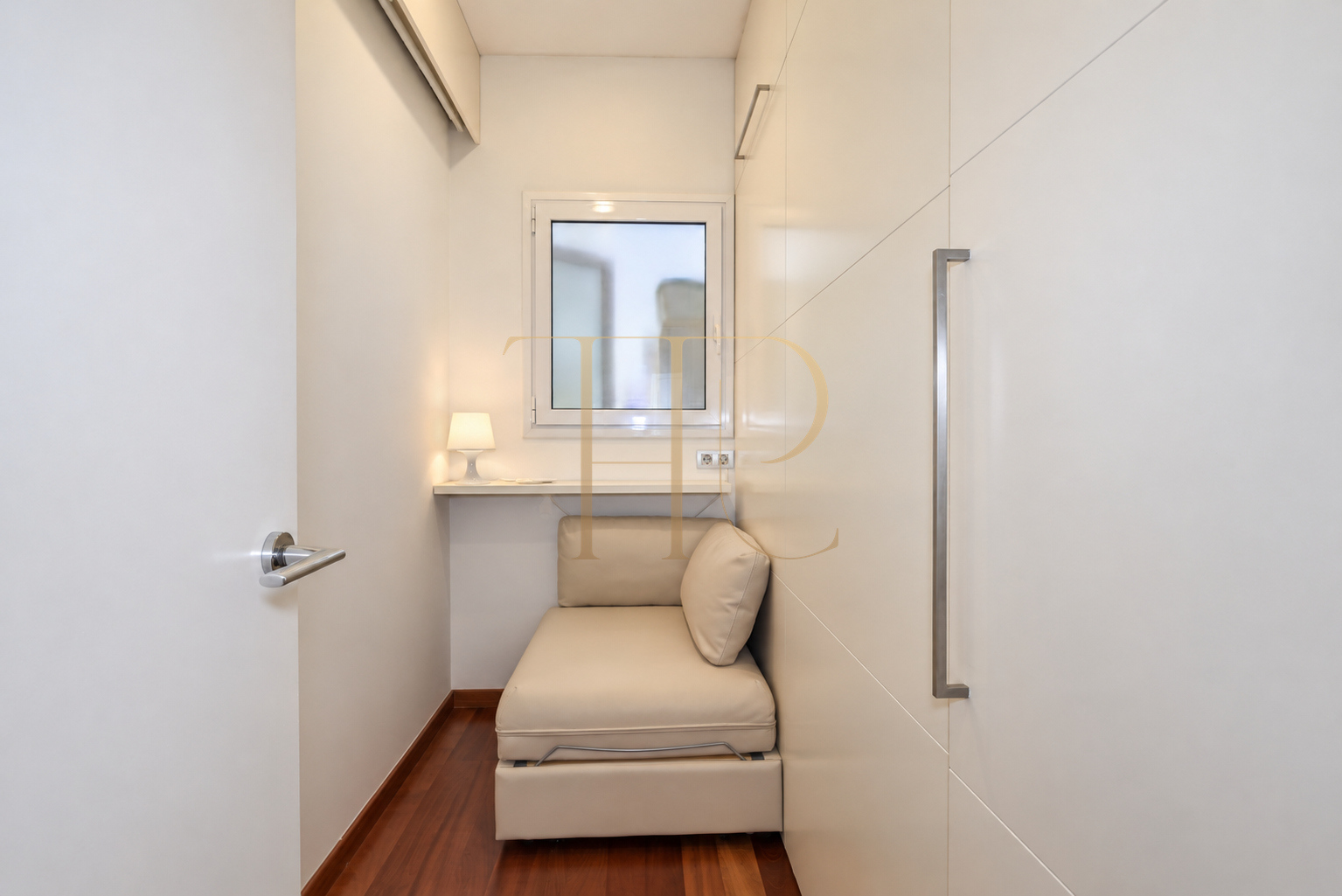 Apartment for sale in Eixample, Barcelona, with balcony
