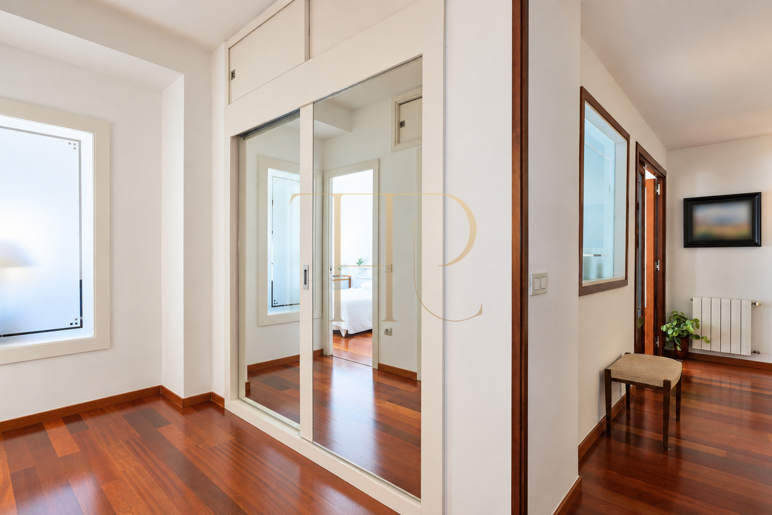 Apartment for sale in Eixample, Barcelona, with balcony