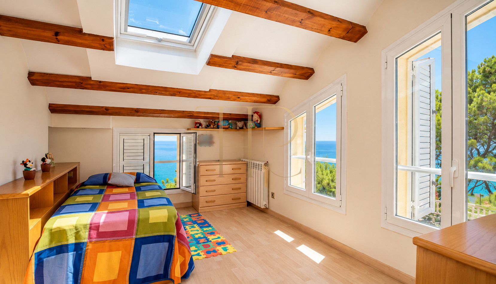 Seafront house for sale in L’Ametlla de Mar, Les Tres Cales
