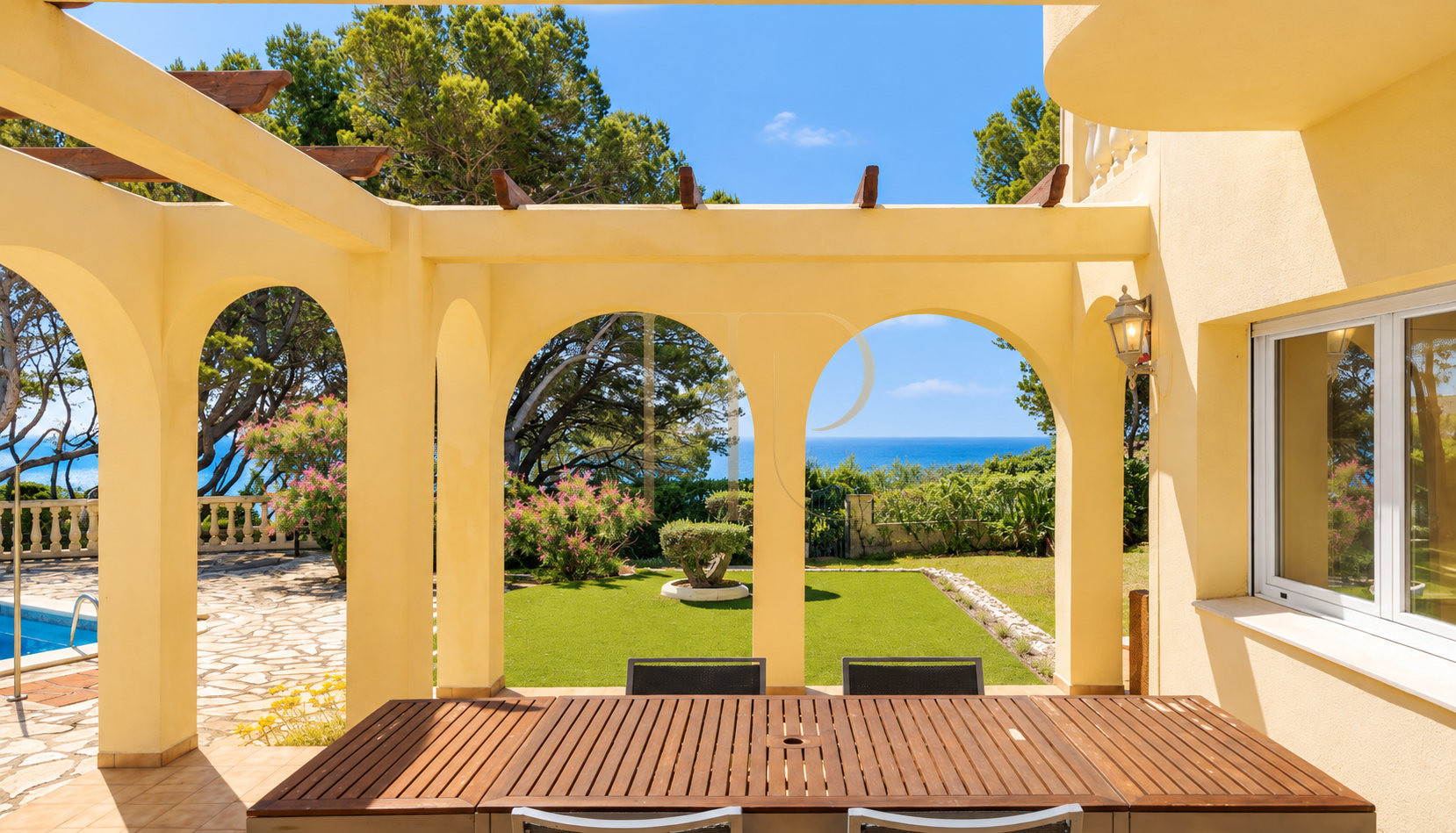 Seafront house for sale in L’Ametlla de Mar, Les Tres Cales