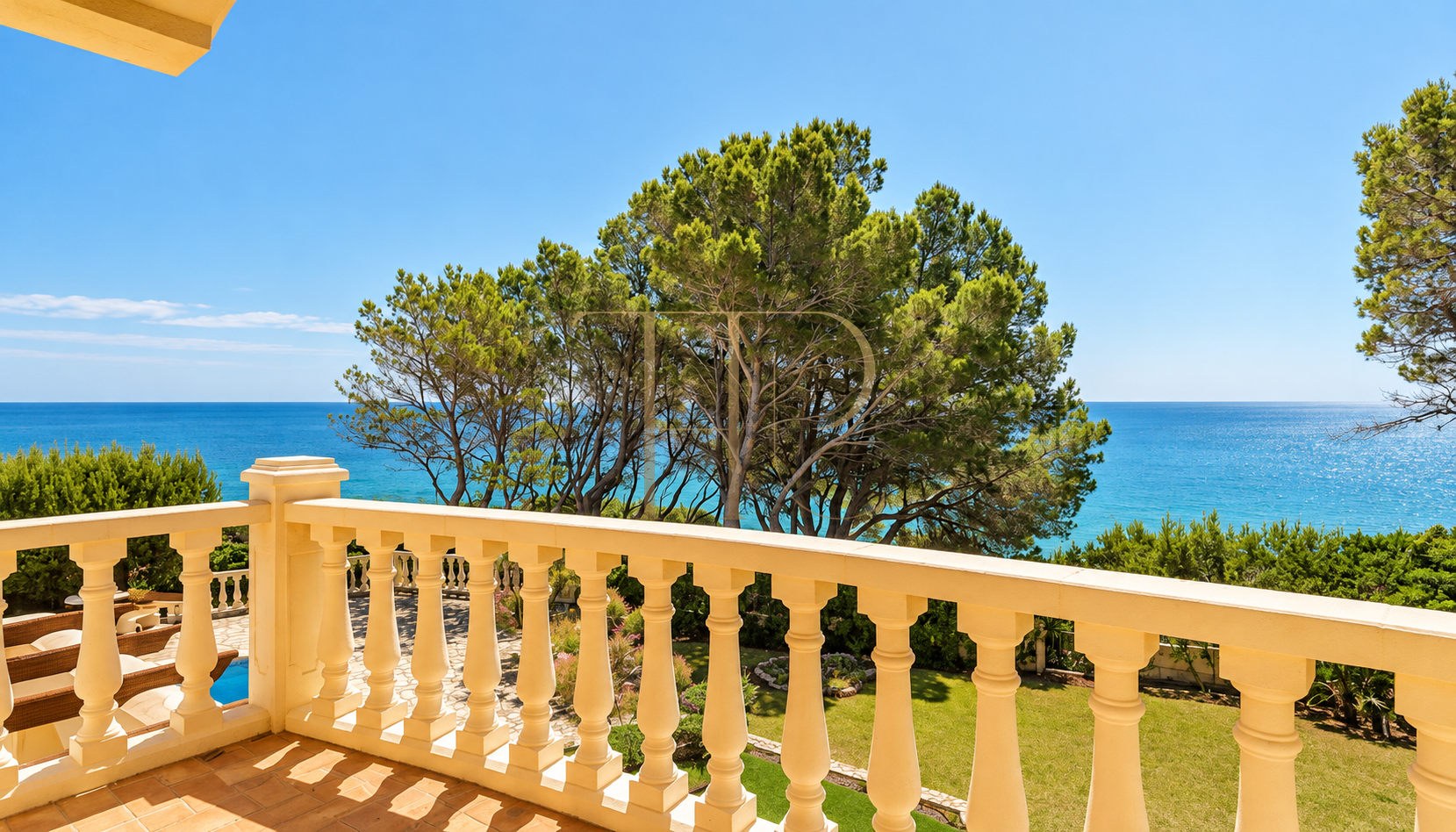 Seafront house for sale in L’Ametlla de Mar, Les Tres Cales