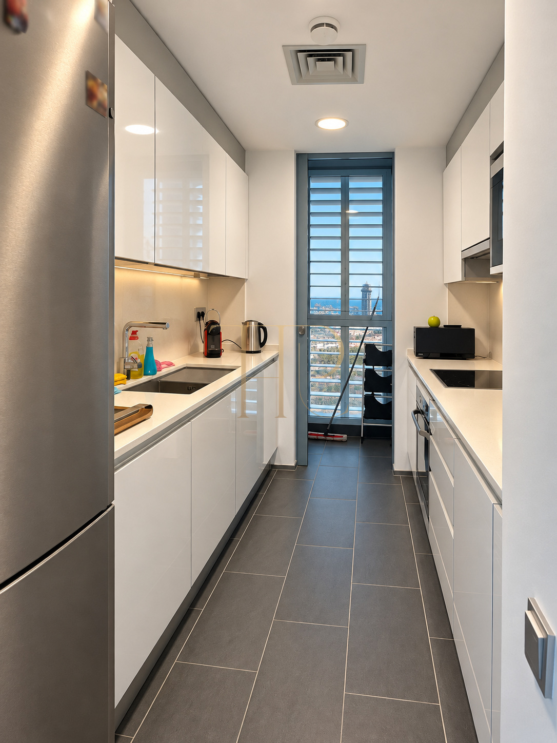 Apartment for sale in Barcelona with Barceloneta and port views