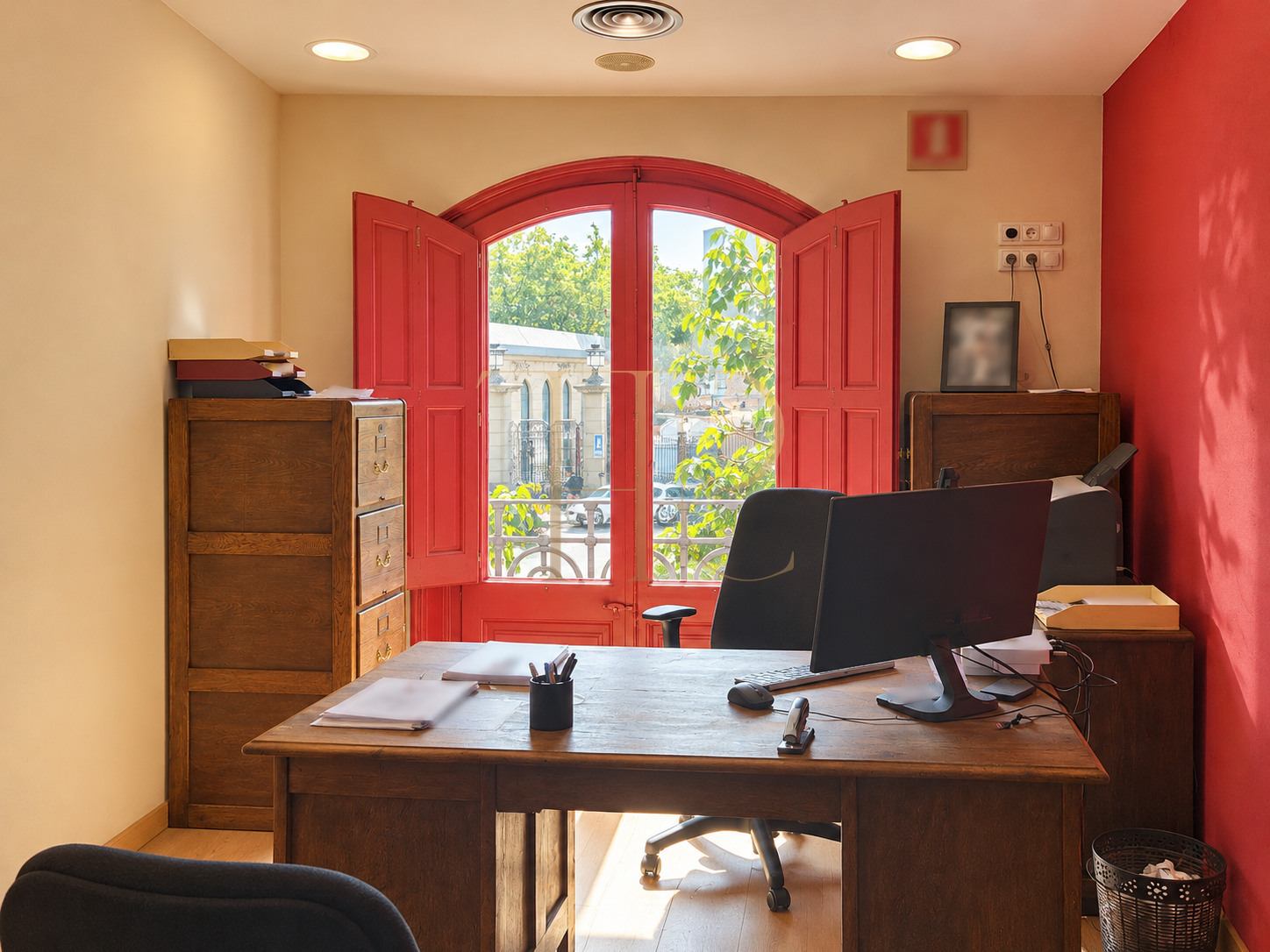Period apartment for renovation in El Born, Barcelona