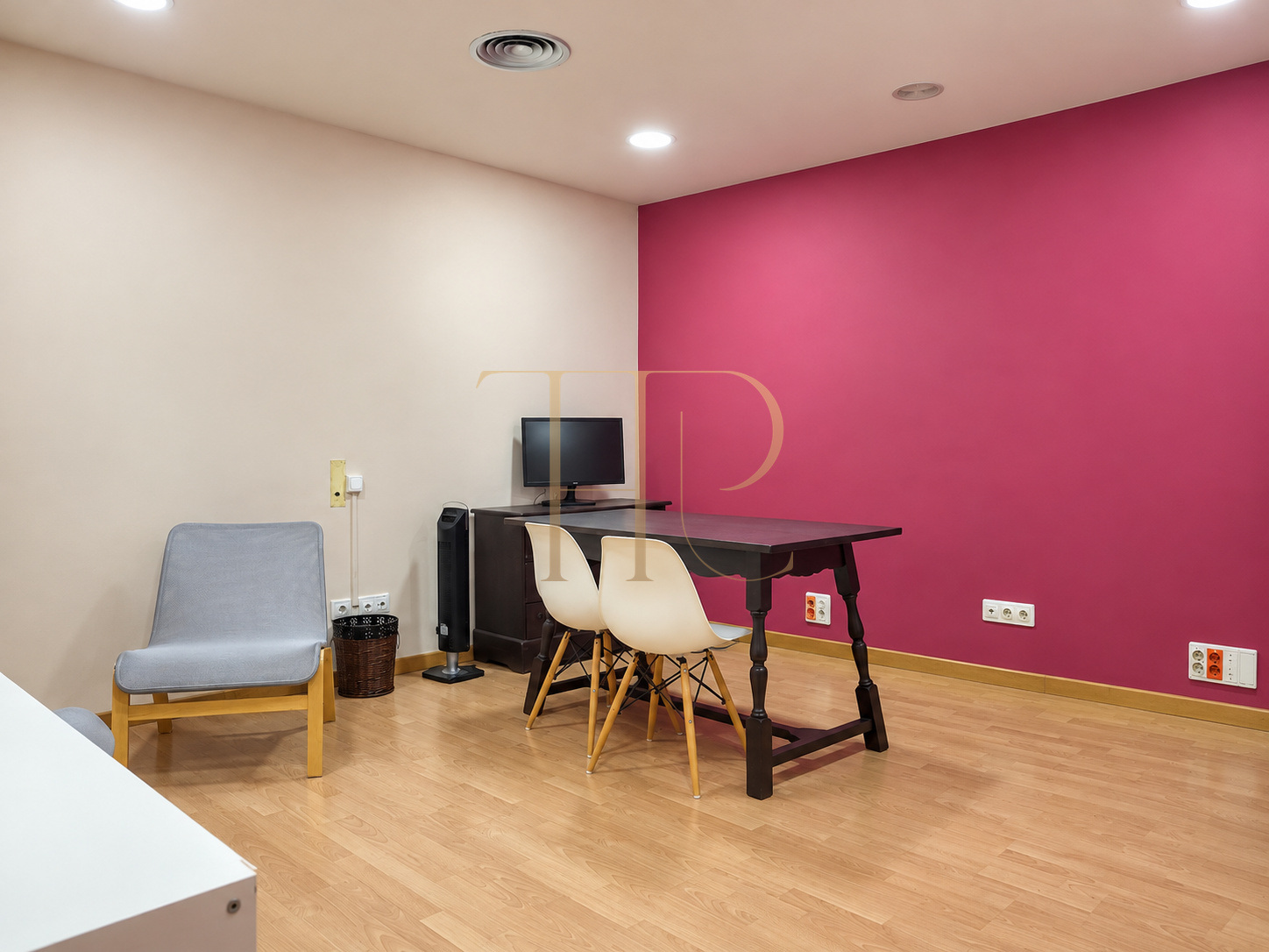 Period apartment for renovation in El Born, Barcelona