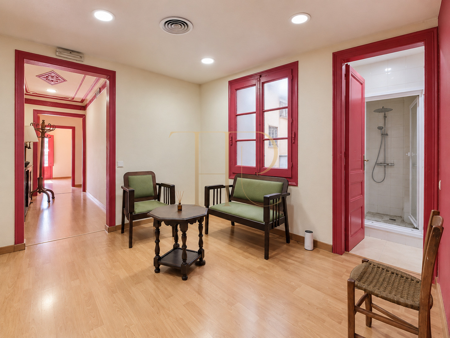 Period apartment for renovation in El Born, Barcelona