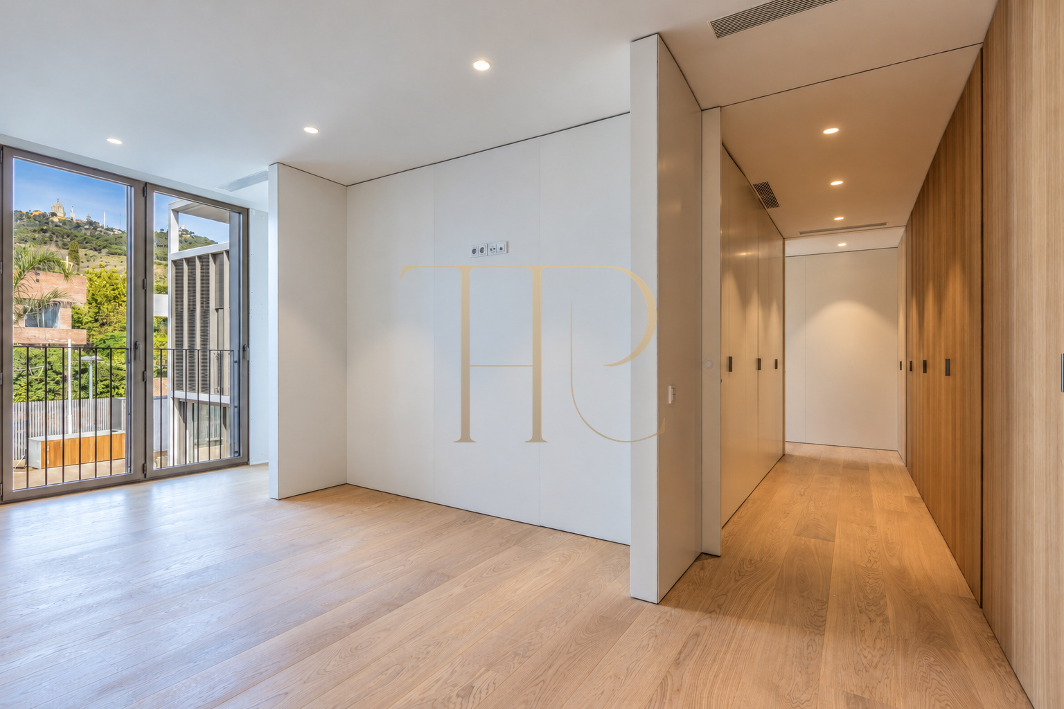 Contemporary house with pools in La Bonanova, Barcelona
