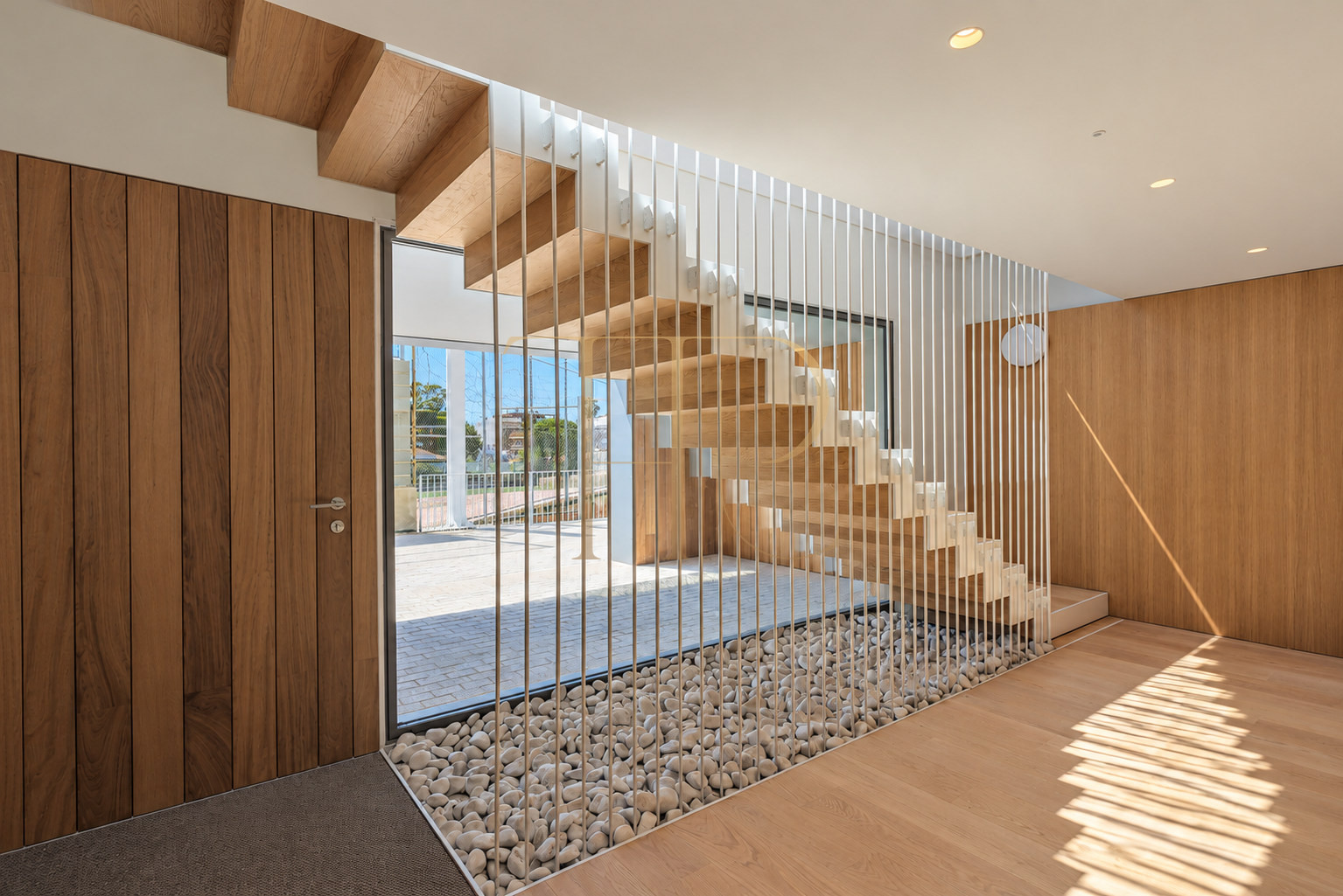 Contemporary house with pools in La Bonanova, Barcelona