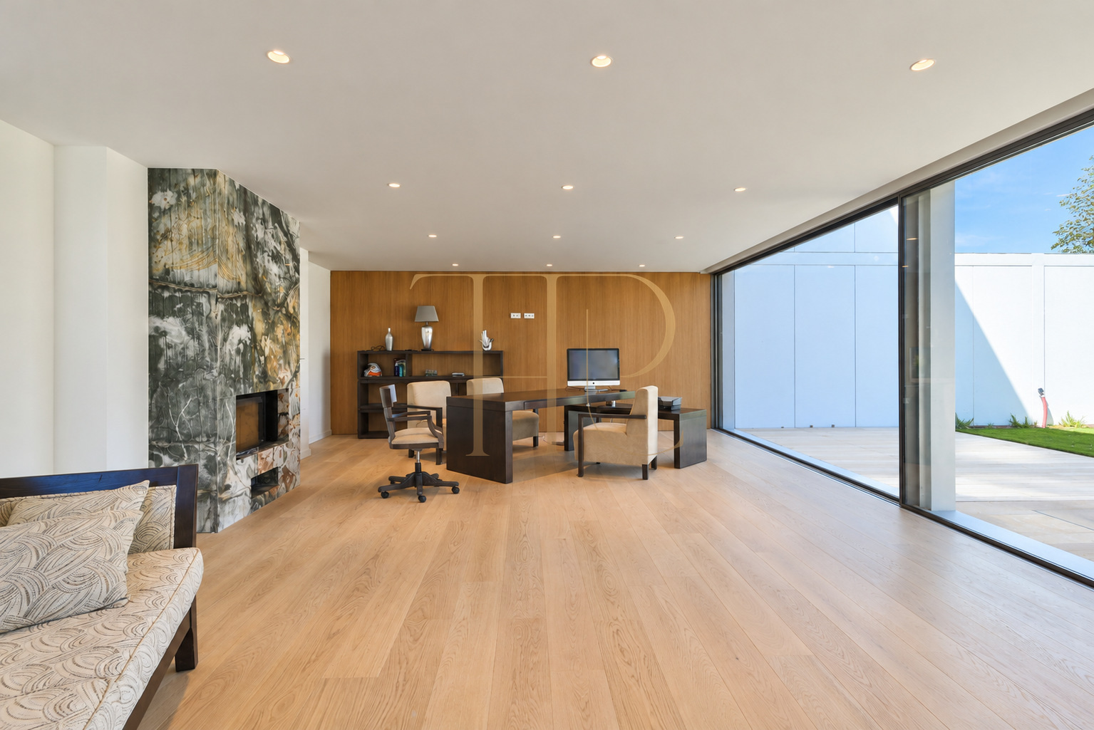Contemporary house with pools in La Bonanova, Barcelona