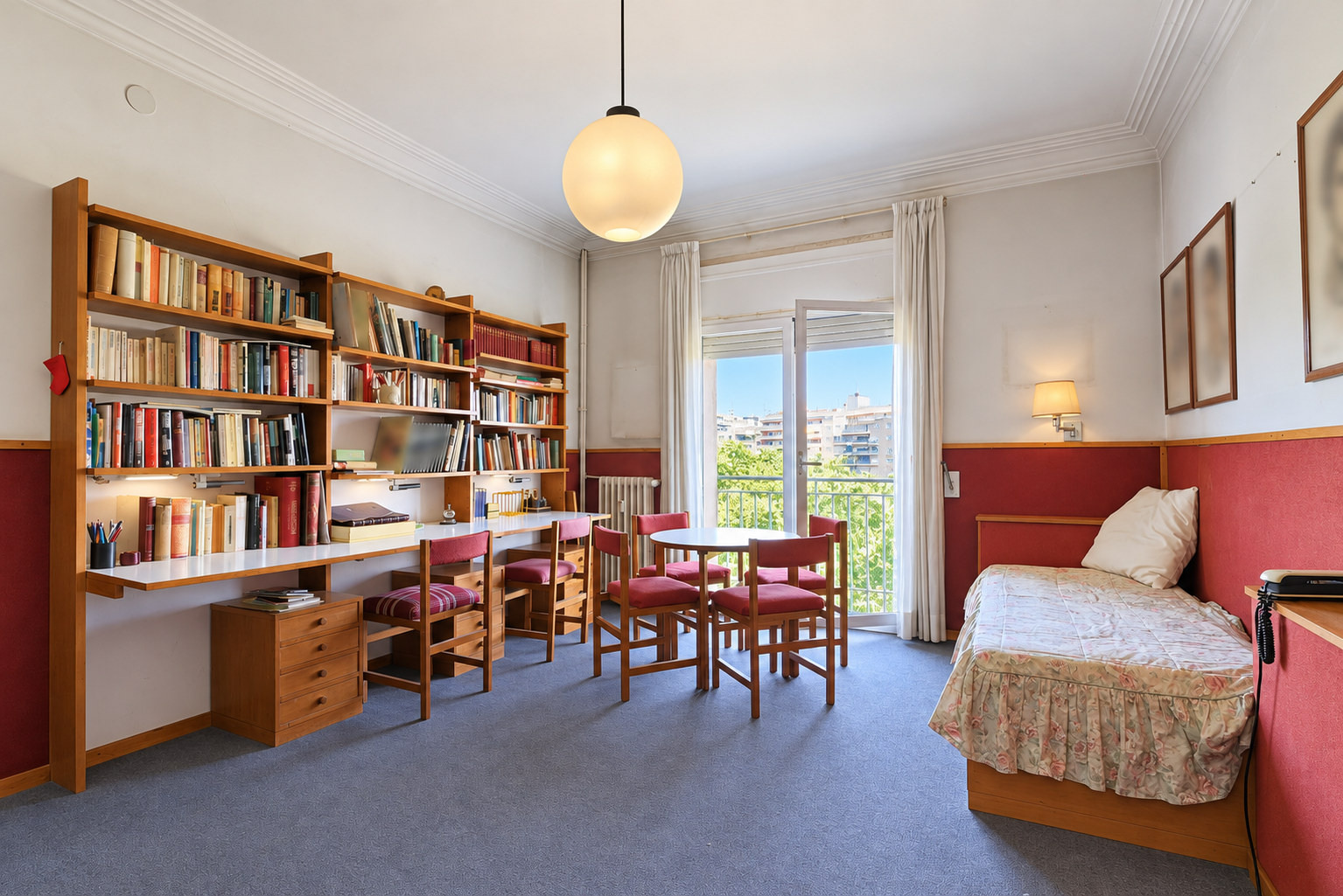 Period apartment to renovate beside Turó Park, Barcelona