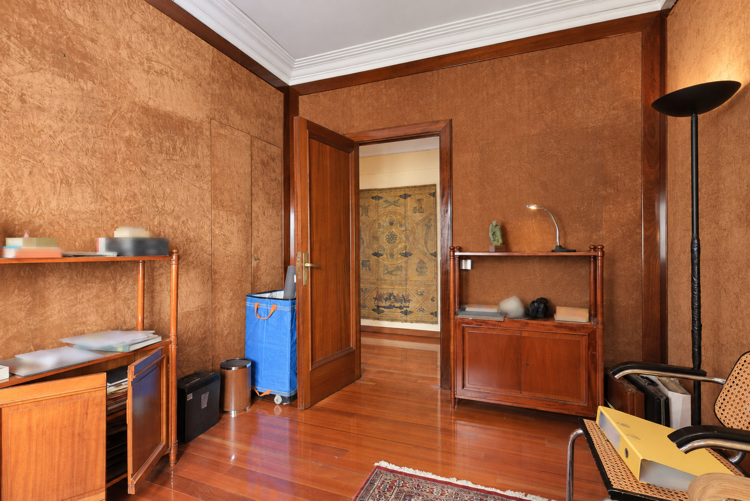 Period apartment to renovate beside Turó Park, Barcelona