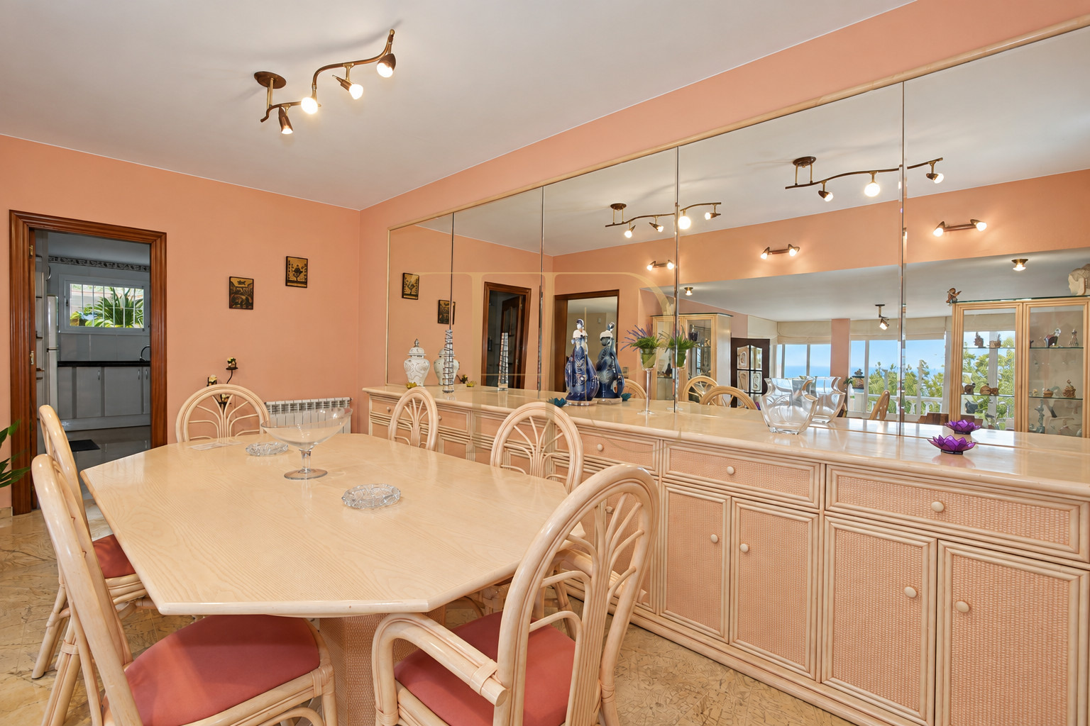 Seafront villa for sale in Cala Montgoda, Lloret de Mar