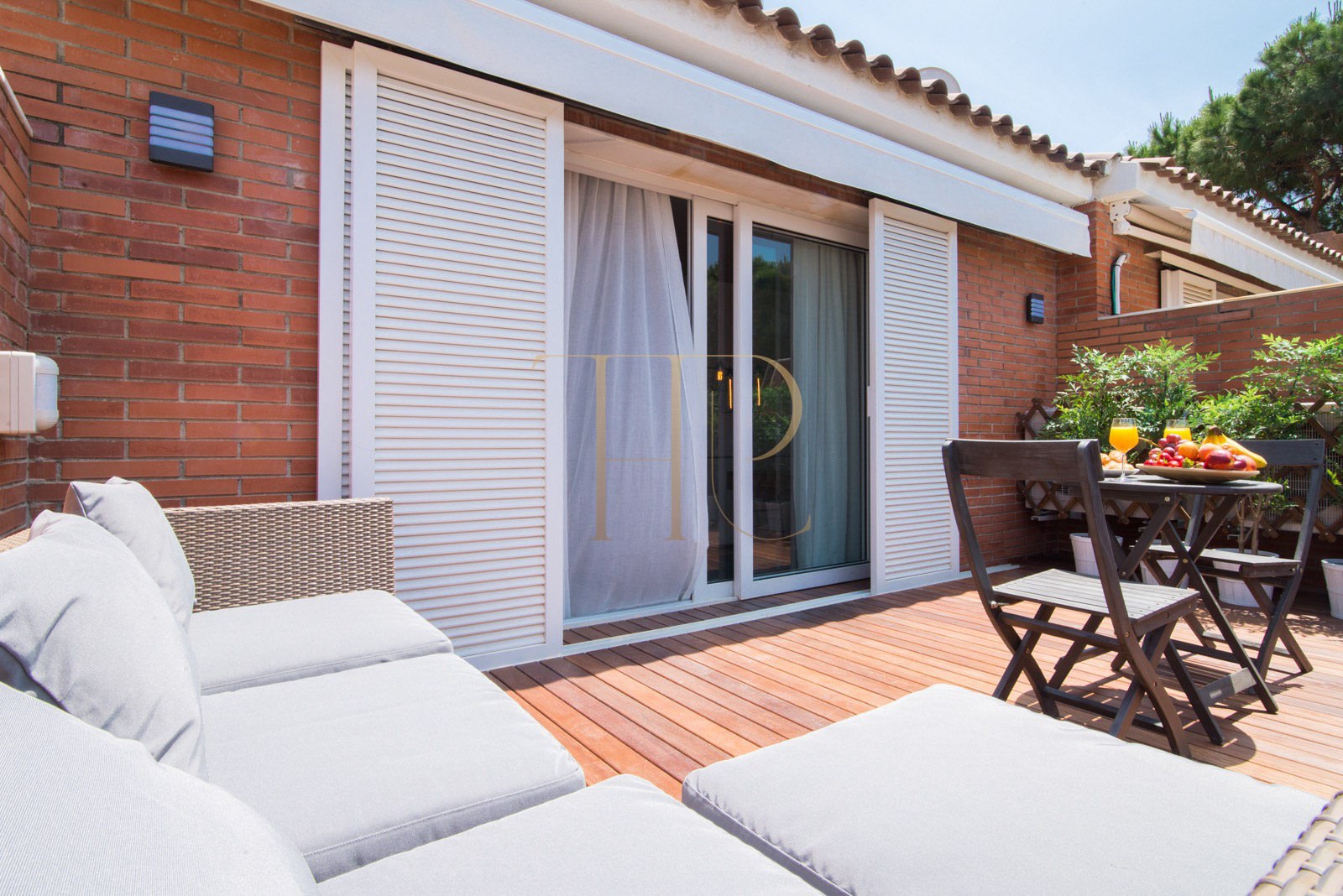 Sold townhouse with terraces in Gavà Mar