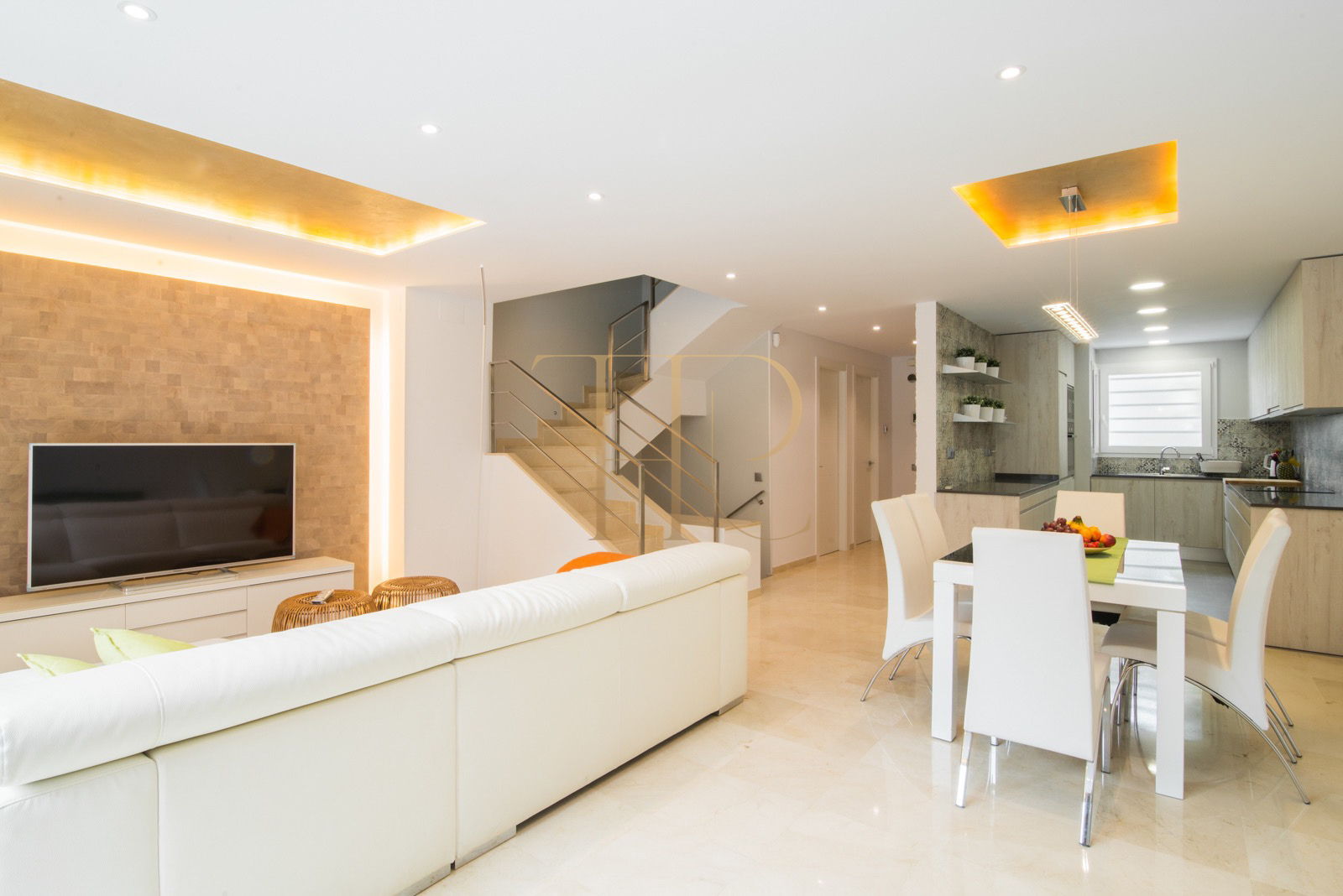 Sold townhouse with terraces in Gavà Mar