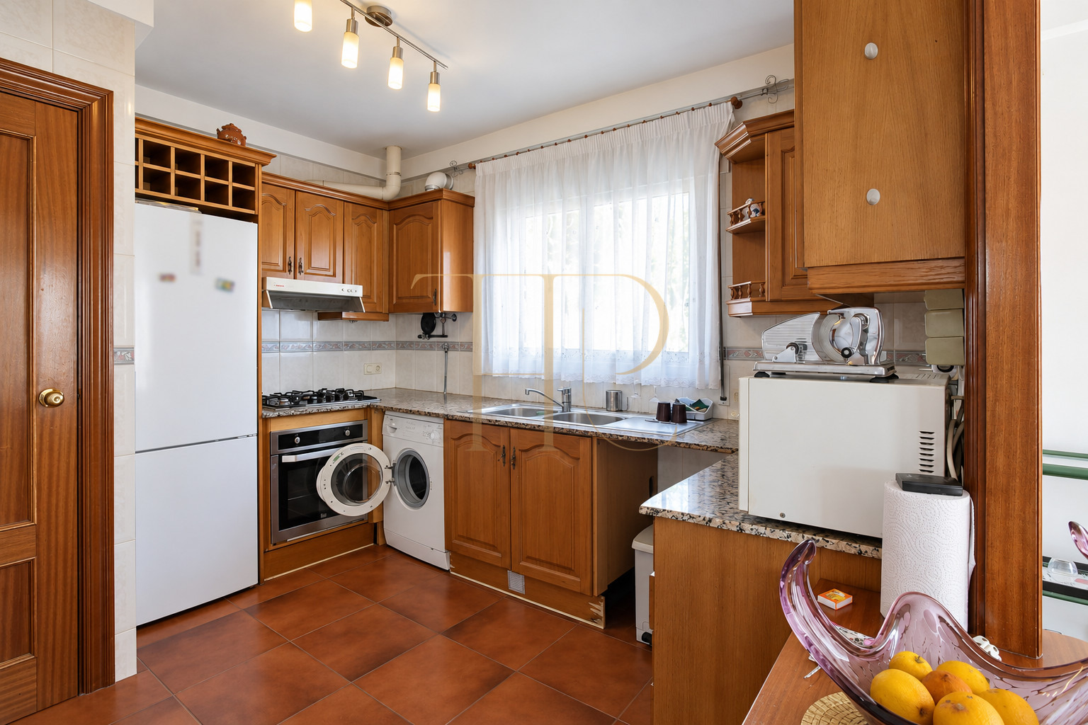 Sea-view apartment in Castelldefels · Let