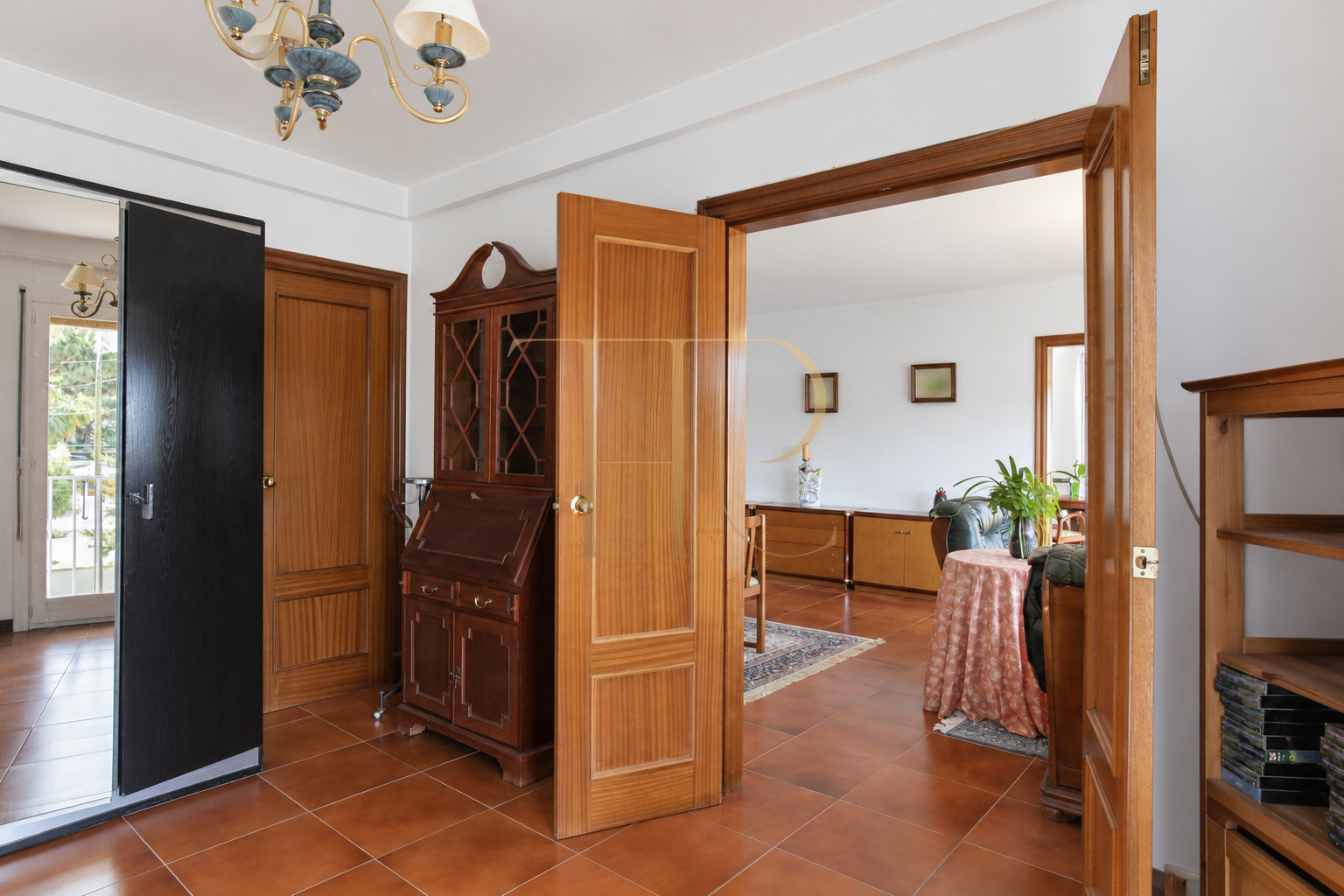 Sea-view apartment in Castelldefels · Let