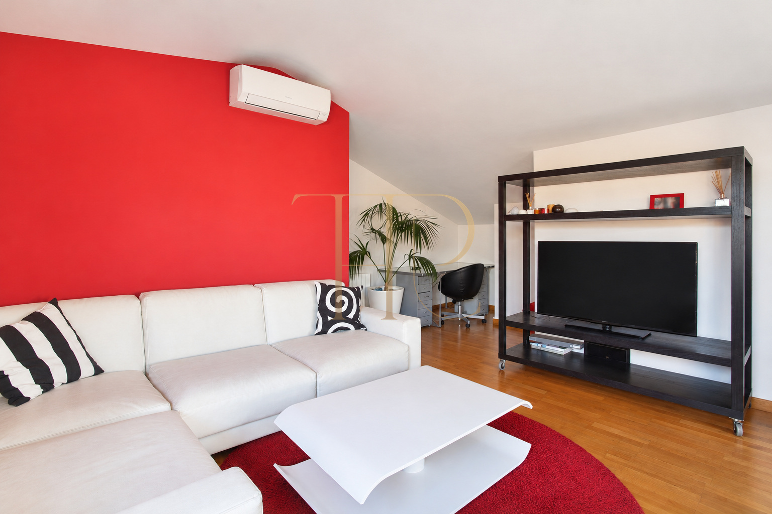 Duplex with terrace and communal pool in Castelldefels — rented