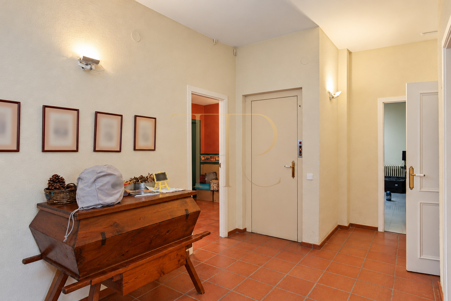 House with pool and garden in Sant Llorenç d’Hortons