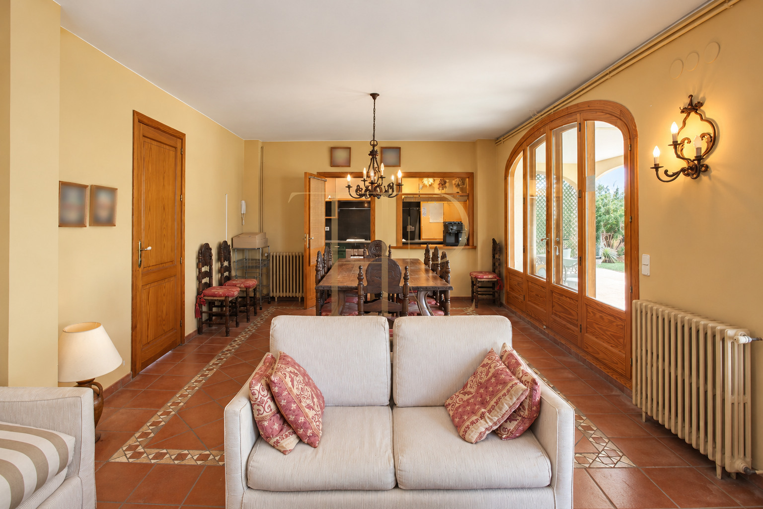 House with pool and garden in Sant Llorenç d’Hortons