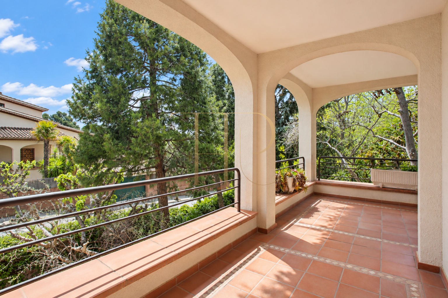 House with pool and garden in Sant Llorenç d’Hortons