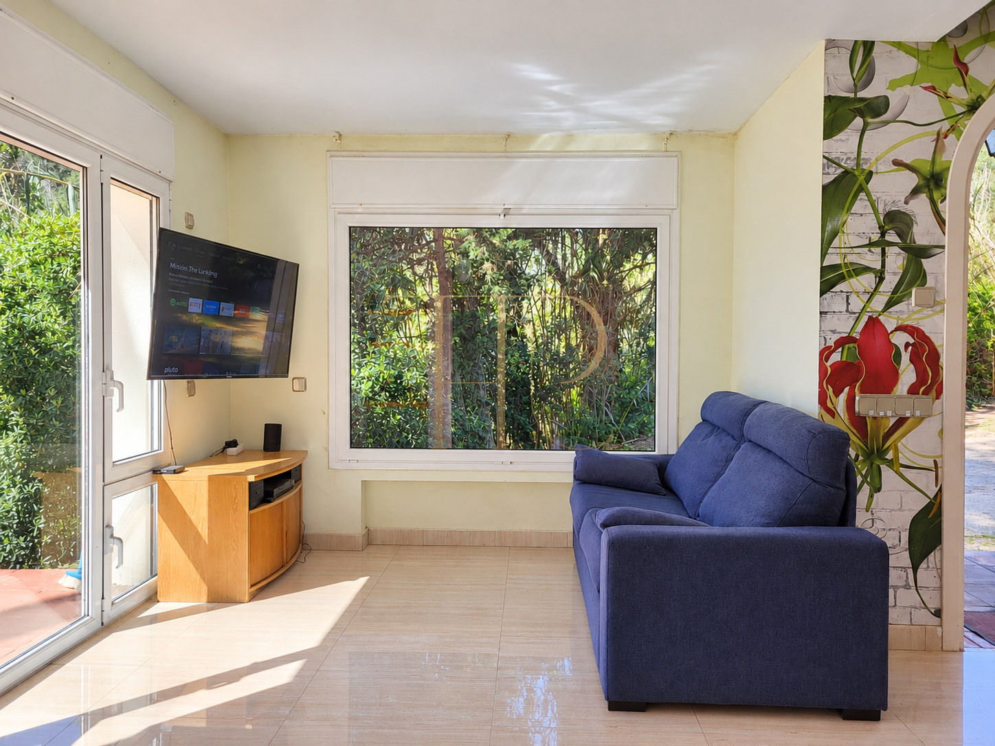 Seafront estate for sale in Cala Canyelles, Lloret de Mar