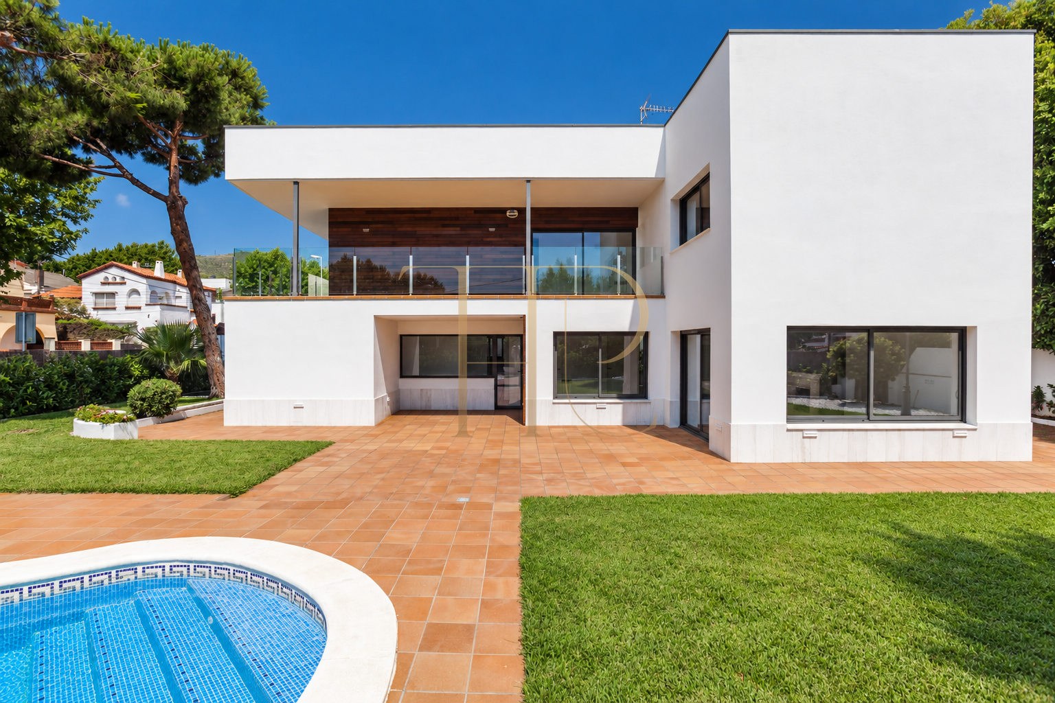 Renovated house with a pool in Montmar, Castelldefels — rented