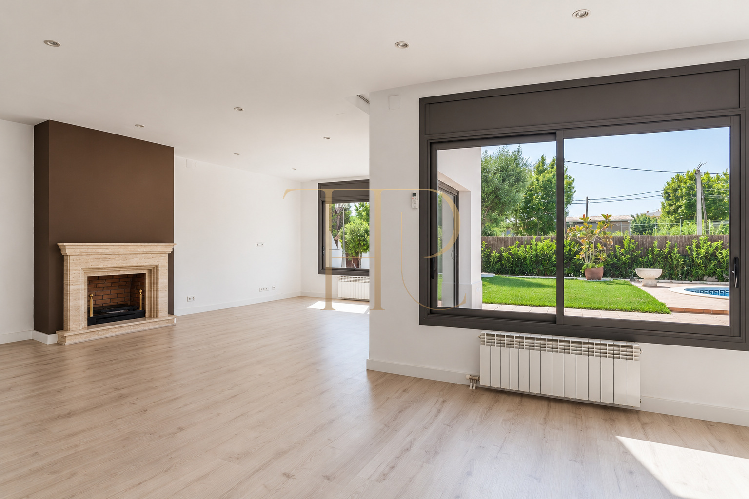 Renovated house with a pool in Montmar, Castelldefels — rented