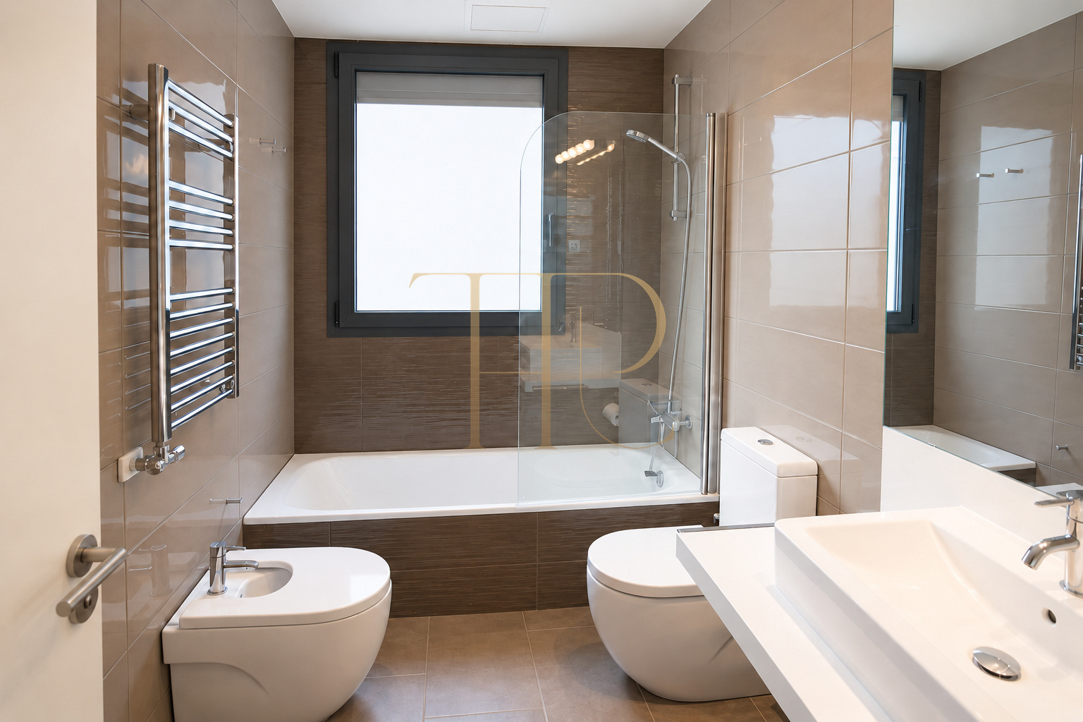 Sea-view apartment with rooftop pool in Diagonal Mar, Barcelona