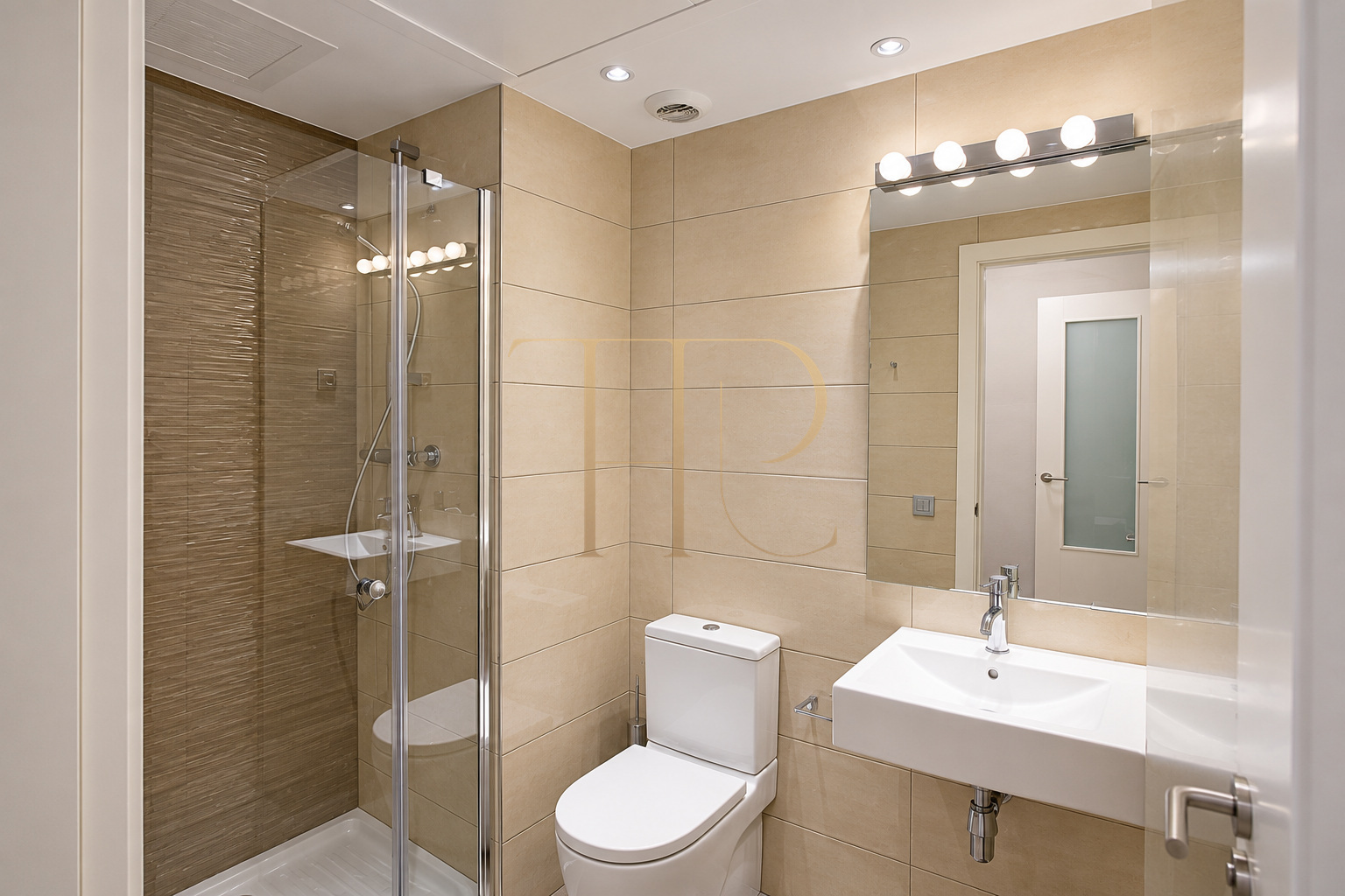 Sea-view apartment with rooftop pool in Diagonal Mar, Barcelona
