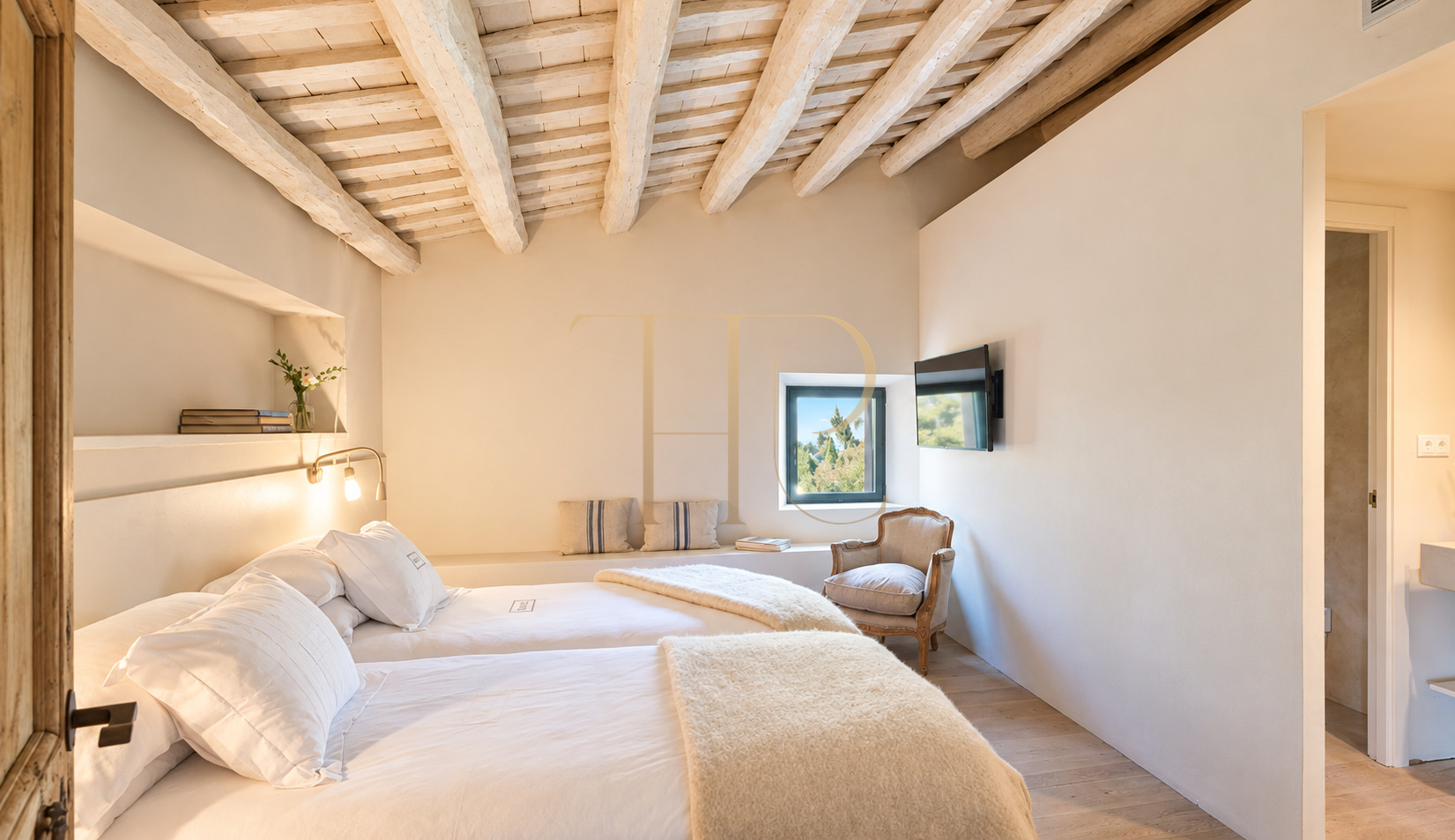 Spectacular completely reformed Masia in Alella