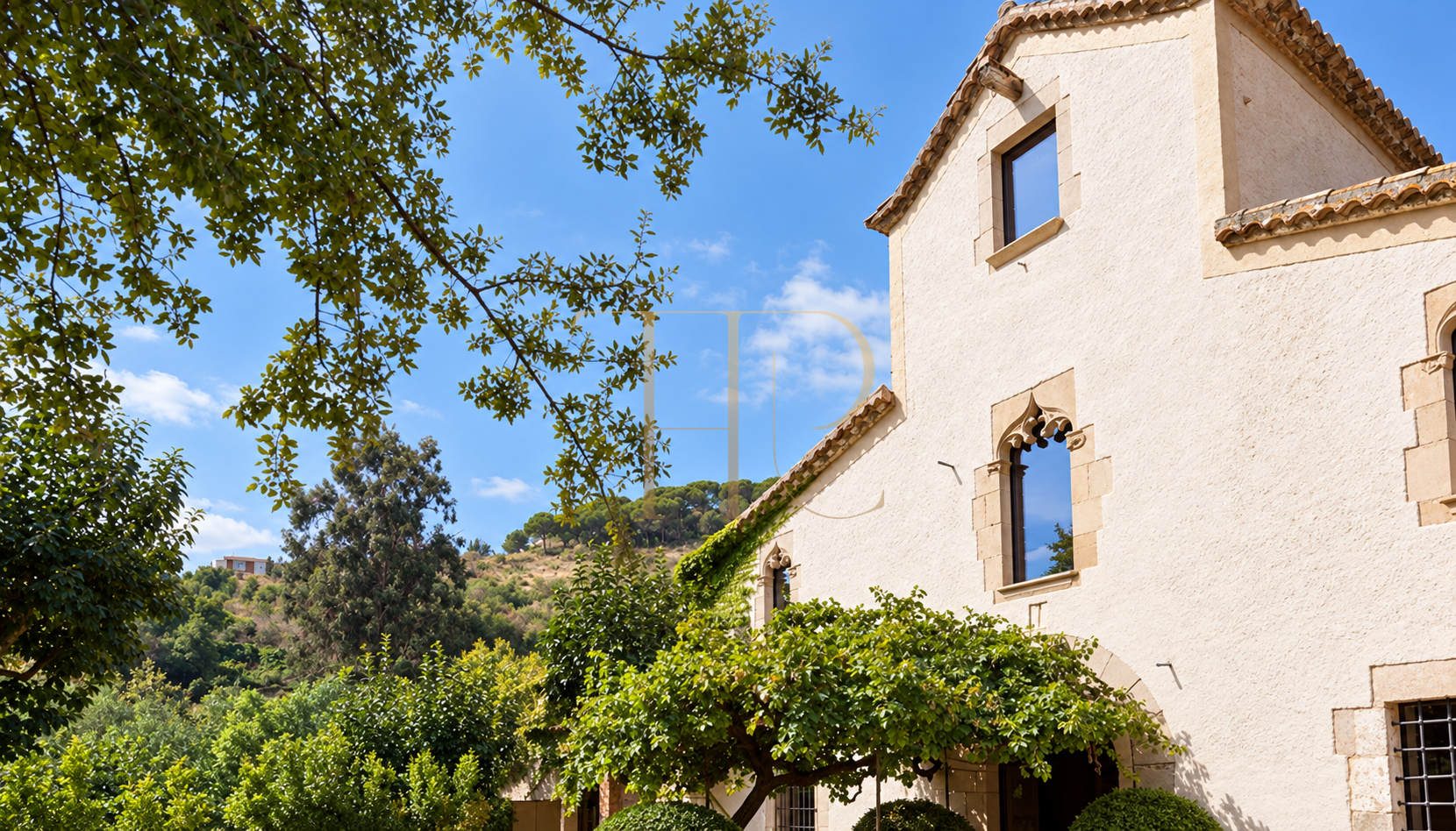 Spectacular completely reformed Masia in Alella