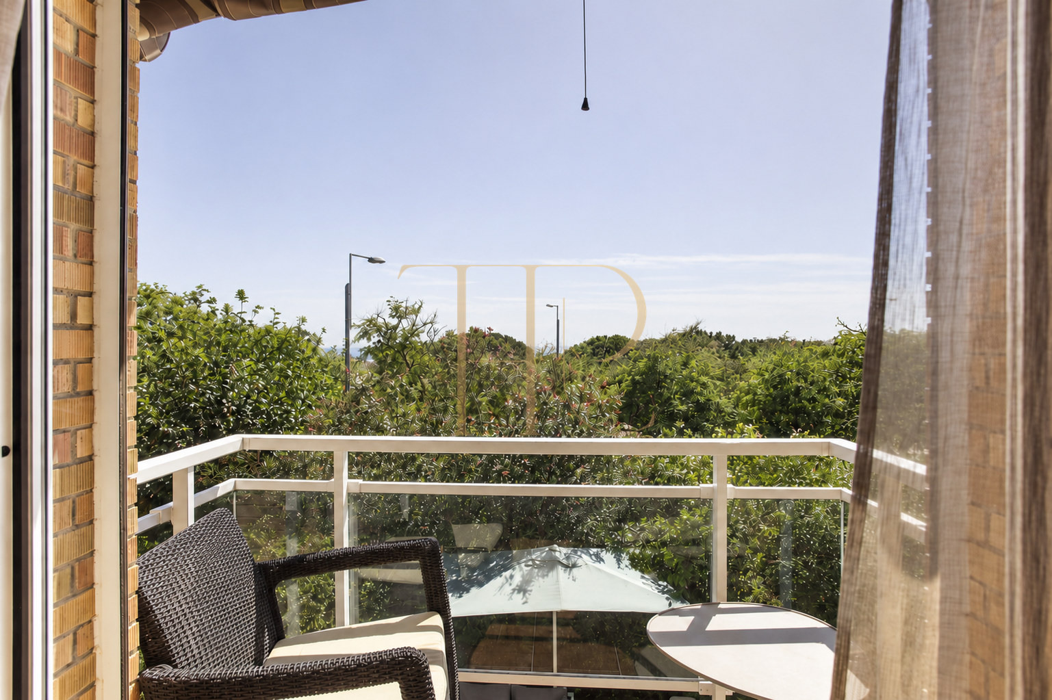 Renovated seafront townhouse in Castelldefels