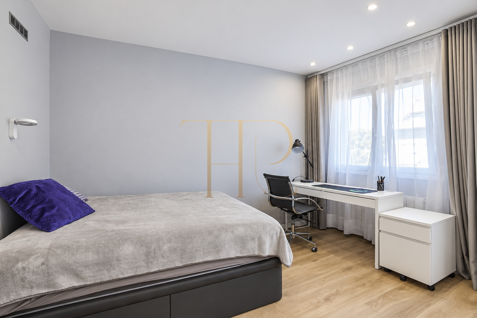 Renovated seafront townhouse in Castelldefels