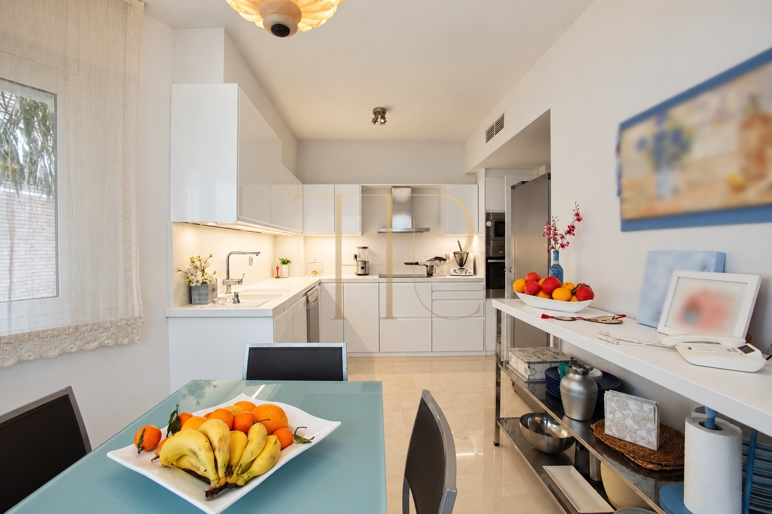 Corner townhouse with garden in Gavà Mar — sold