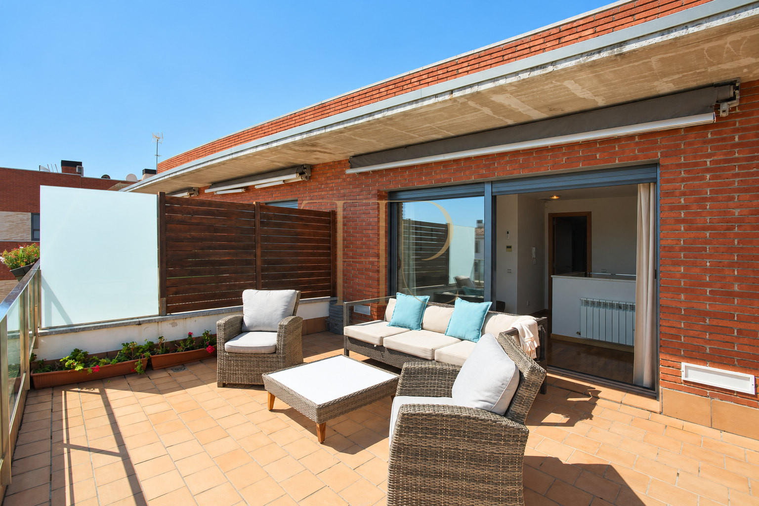 Let townhouse with garden in Castelldefels