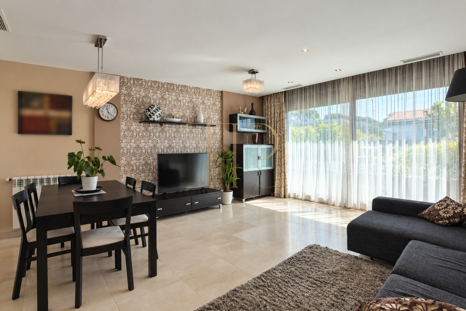 Let townhouse with garden in Castelldefels