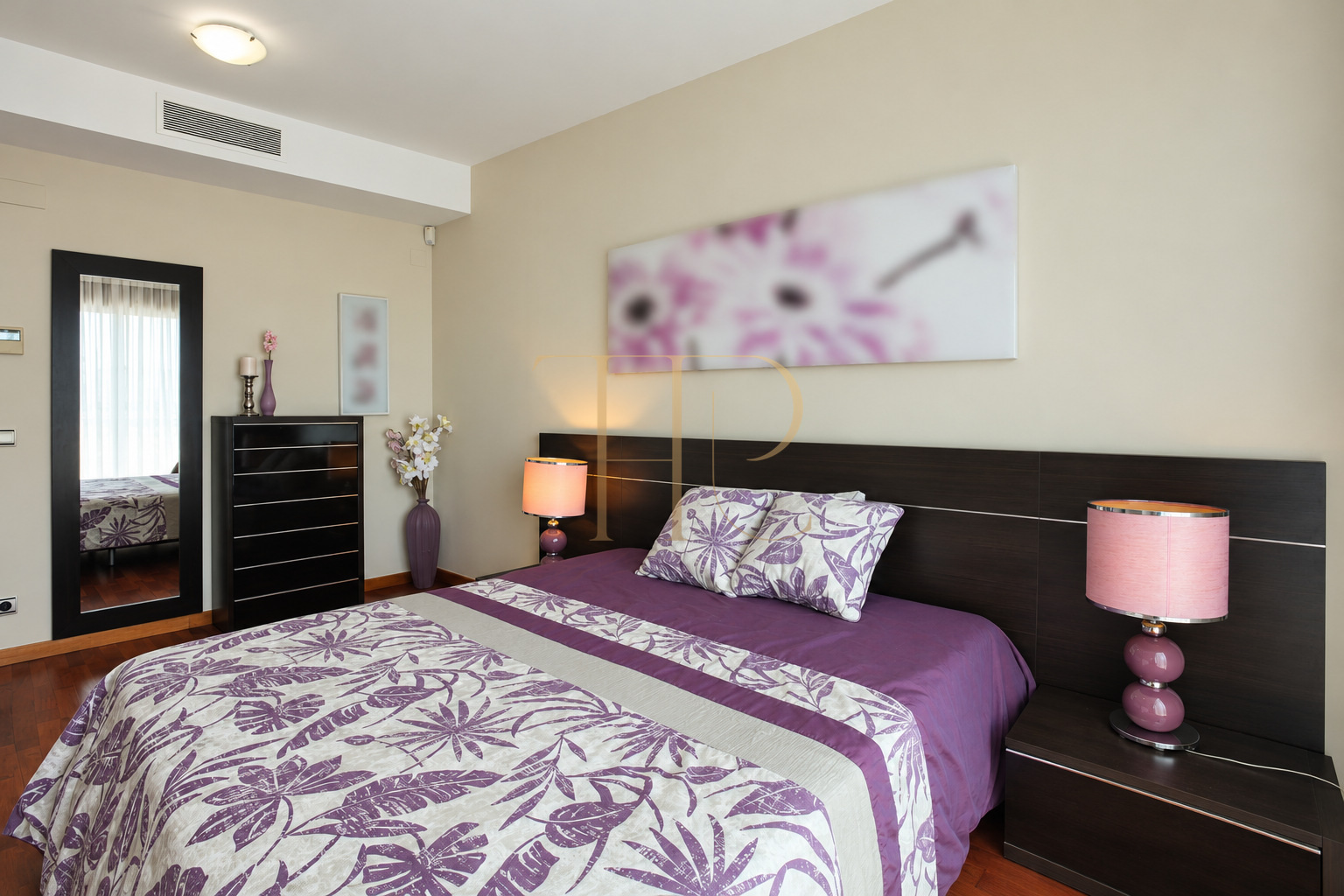 Let townhouse with garden in Castelldefels