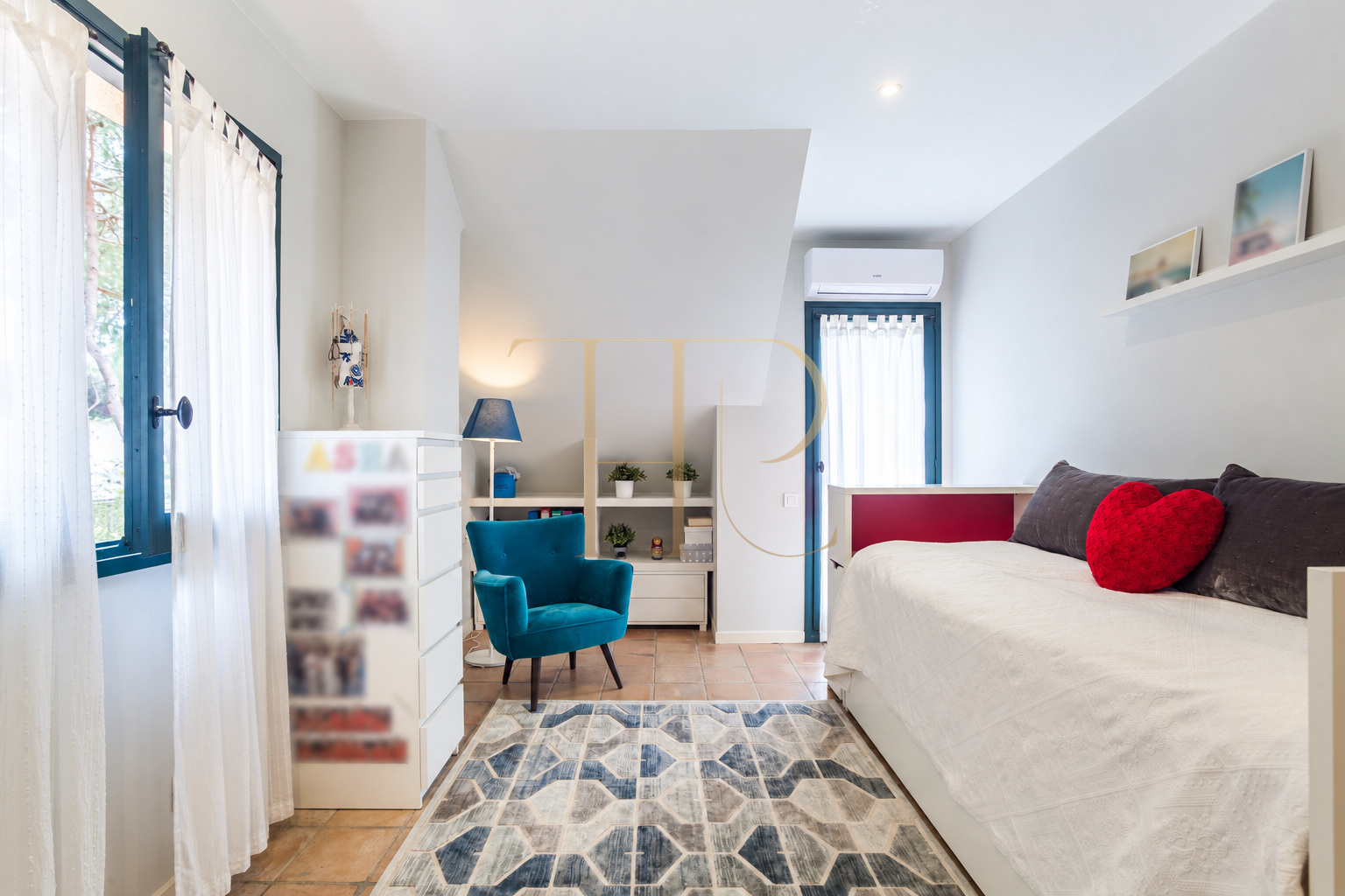 House with a garden and pool near the beach in Gavà Mar