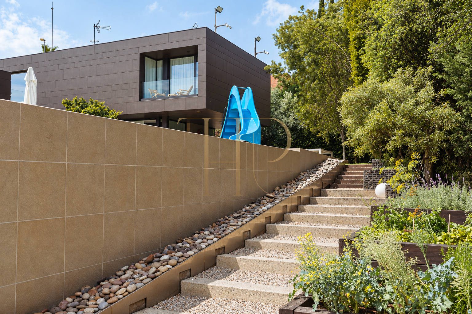 House with pool and garden in Esplugues de Llobregat