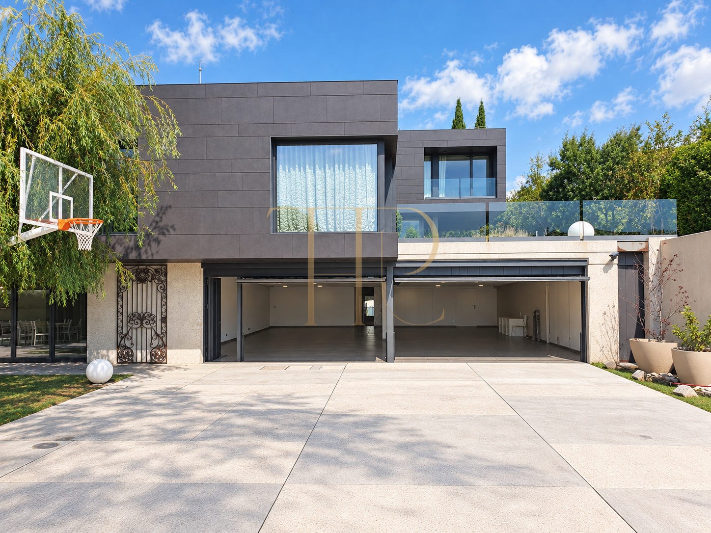 House with pool and garden in Esplugues de Llobregat