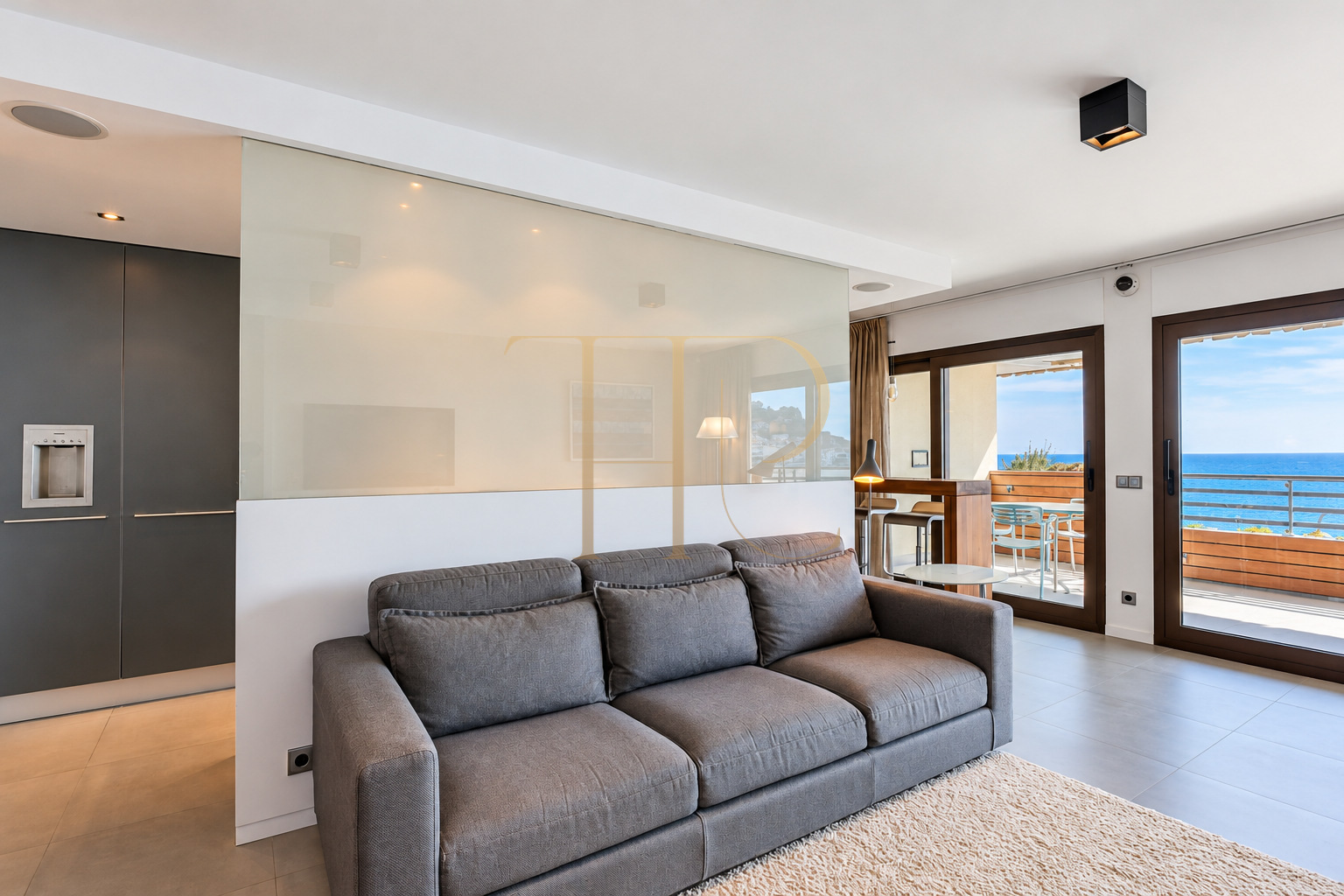 Seafront apartment for sale in Tossa de Mar